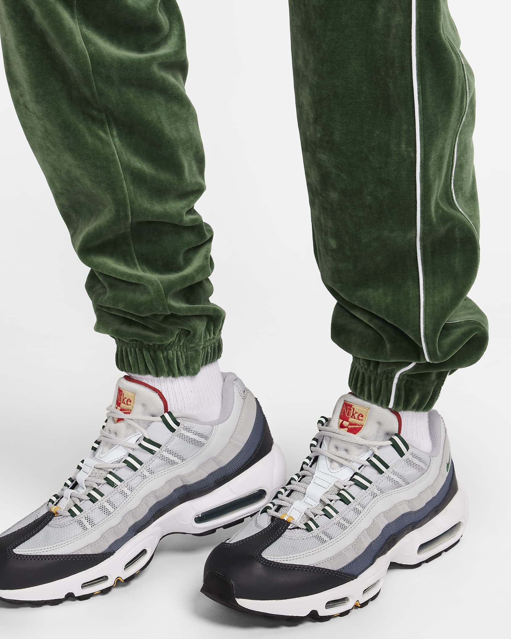 Nike Sportswear Club Men's Velour Trousers - Fir/White