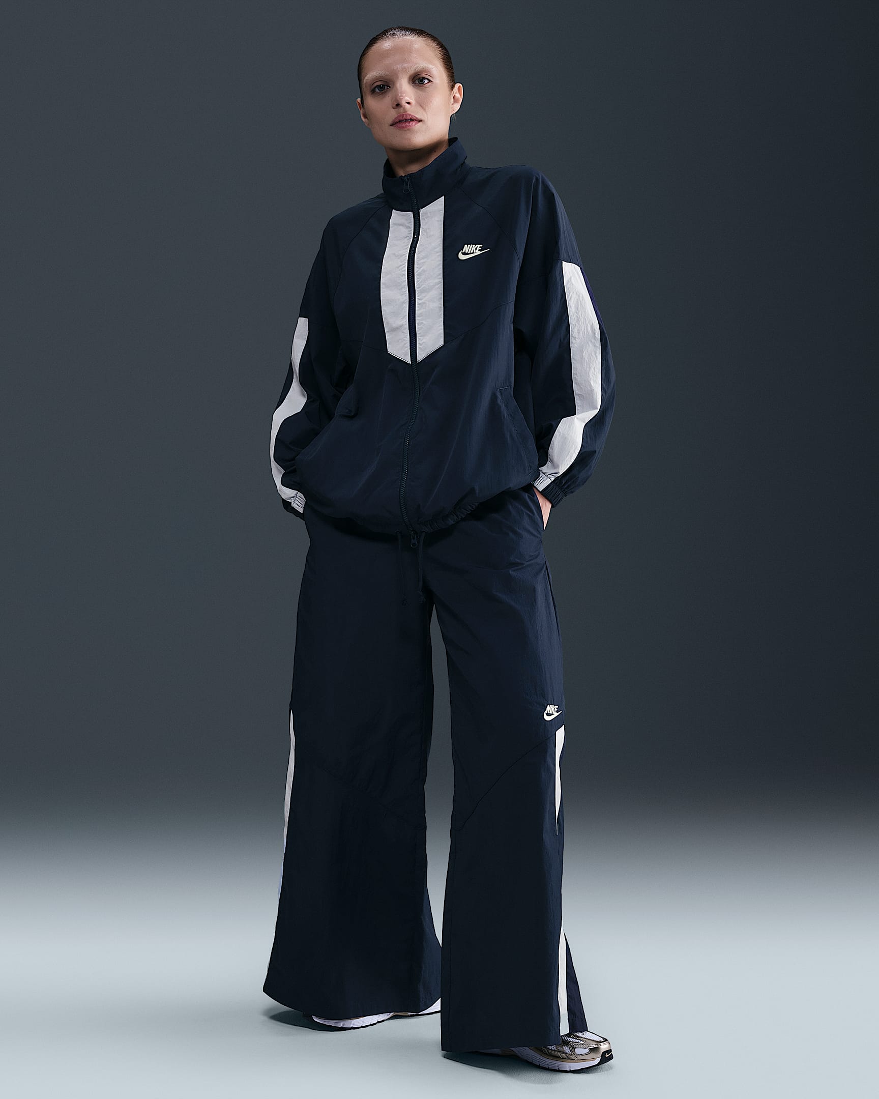 Pants de tejido Woven de pierna ancha para mujer Nike Sportswear - Azul marino medianoche/Azul celestino/Vela