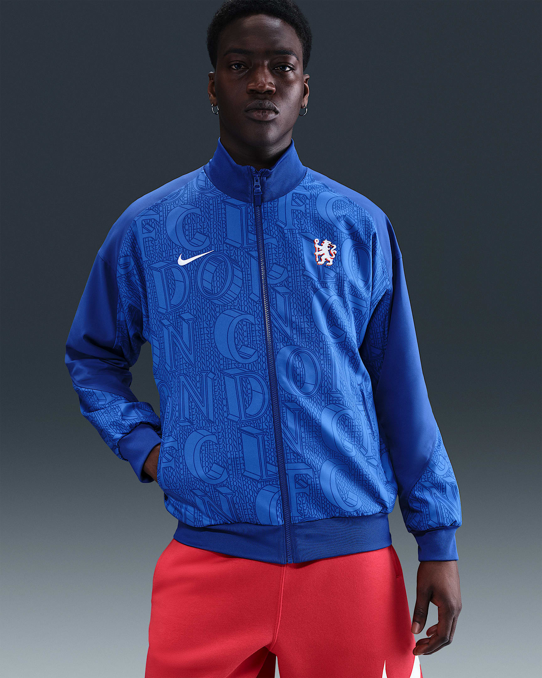 Chelsea F.C. Strike Men's Nike Dri-FIT Football Anthem Jacket - Rush Blue/Game Royal/White