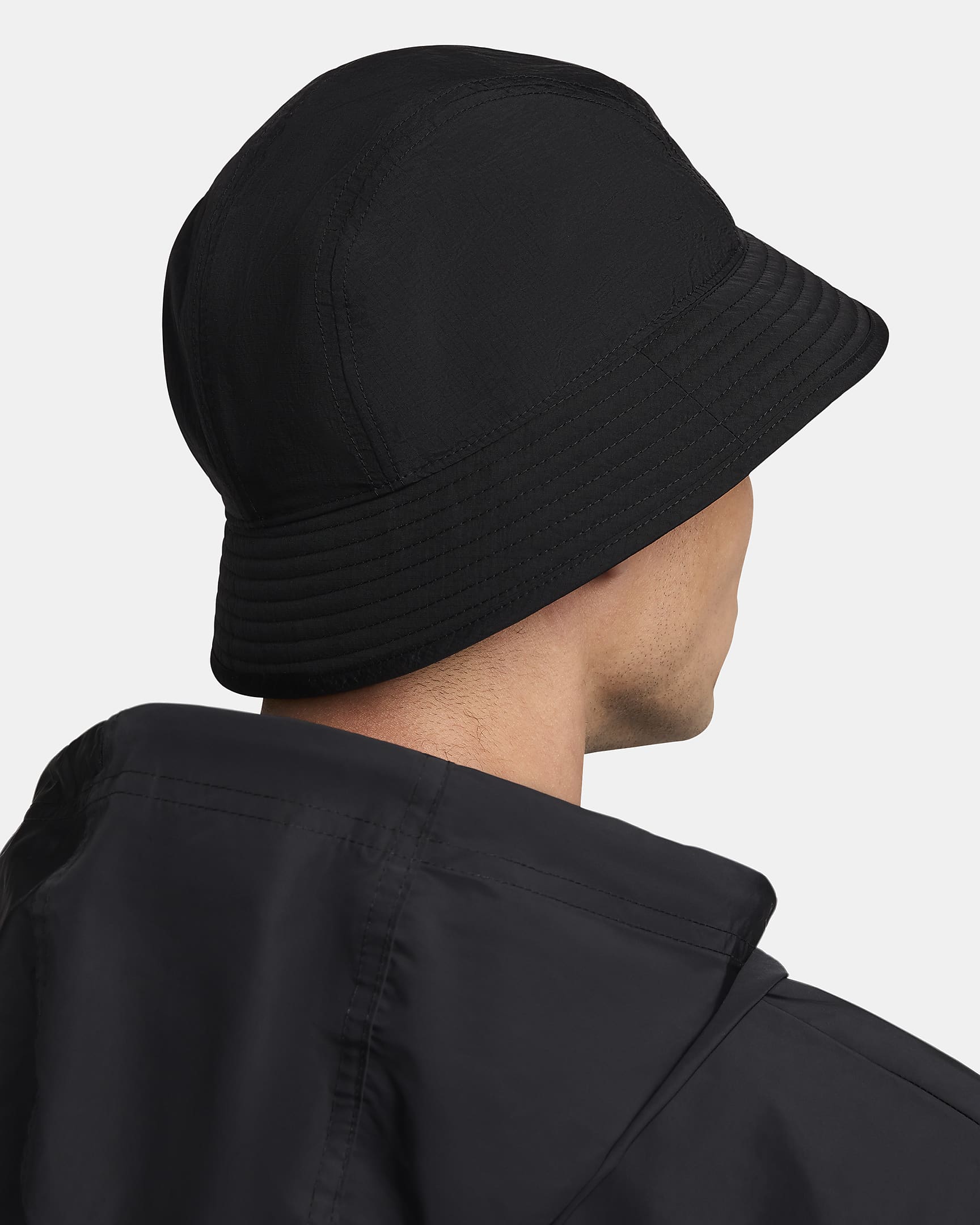 Gorro tipo pescador Nike Apex - Negro/Blanco cumbre