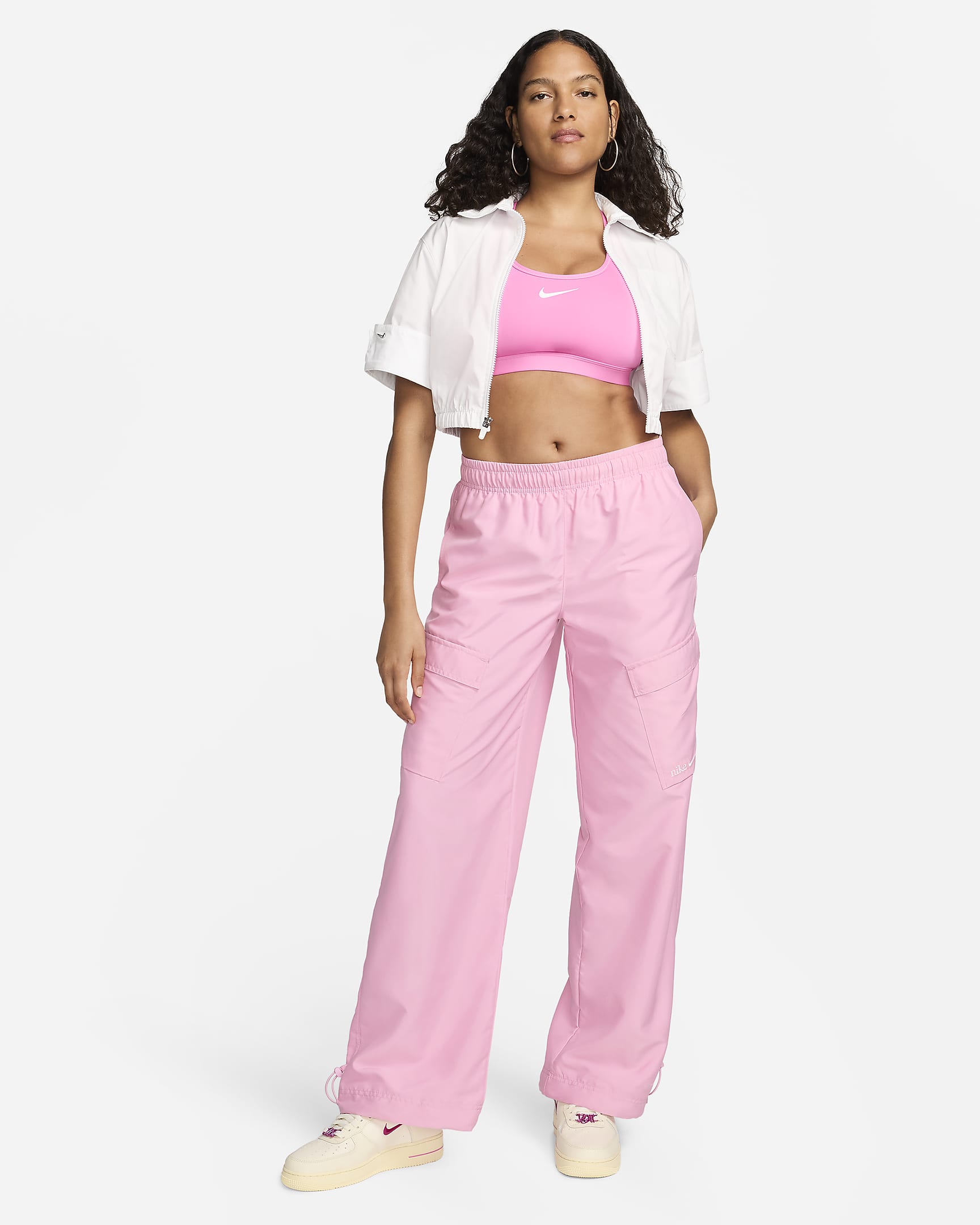 Nike Sportswear geweven cargobroek voor dames - Pink Rise