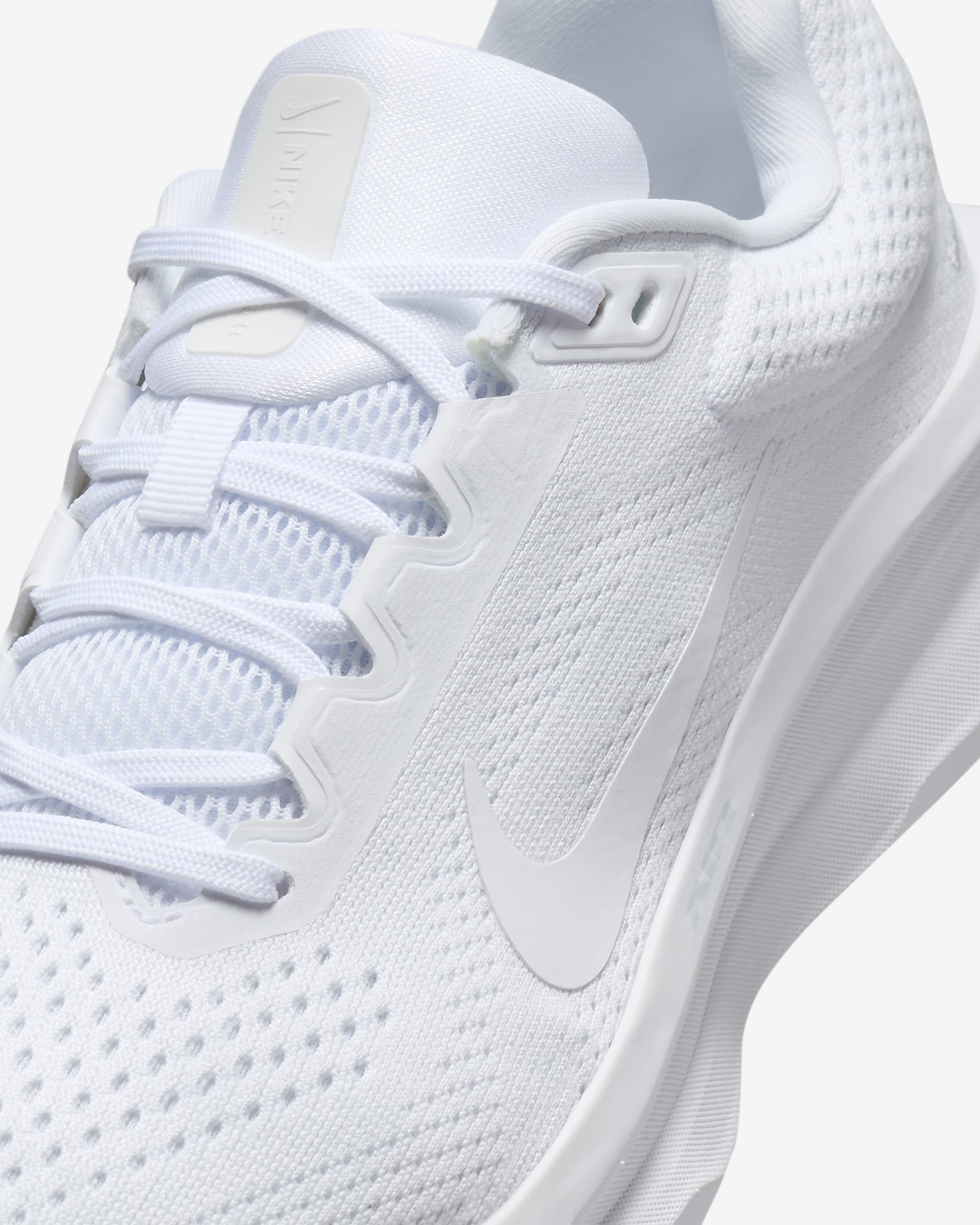 Chaussure de running sur route Nike Winflo 11 pour femme - Blanc/Photon Dust/Blanc