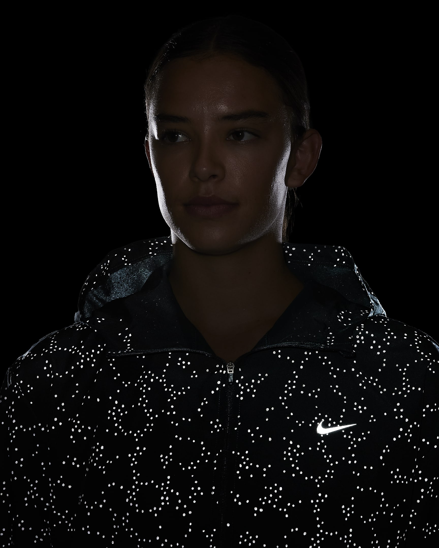 Nike Dri-FIT Women's Running Jacket. Nike AT