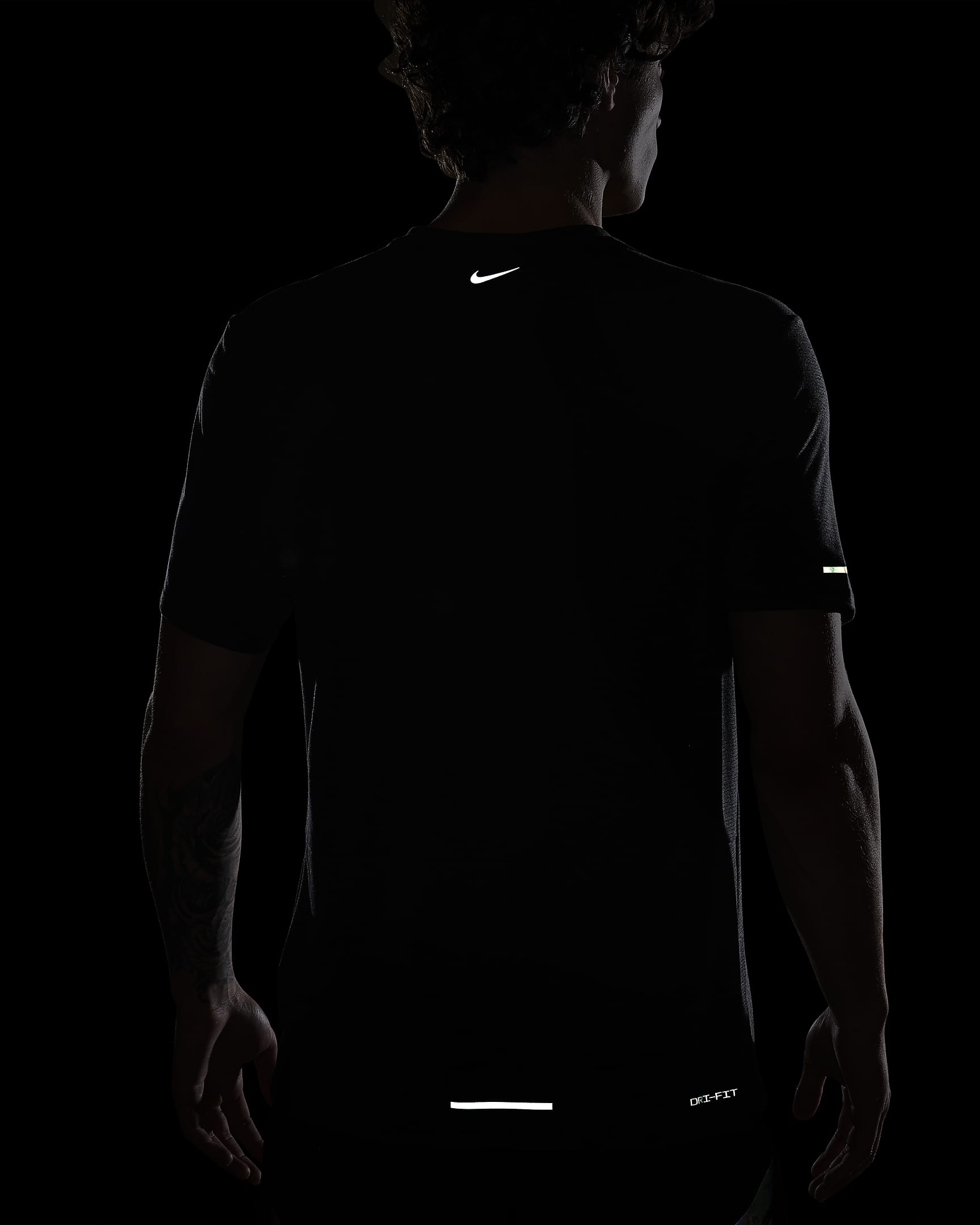 Nike Rise 365 Running Division Men's Dri-FIT Running Top - Black/Black/Summit White