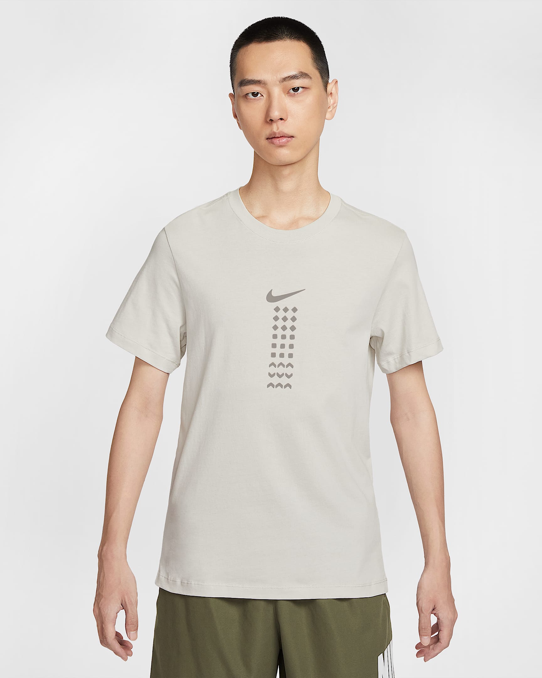 Nike Sportswear Men's T-Shirt - Light Bone