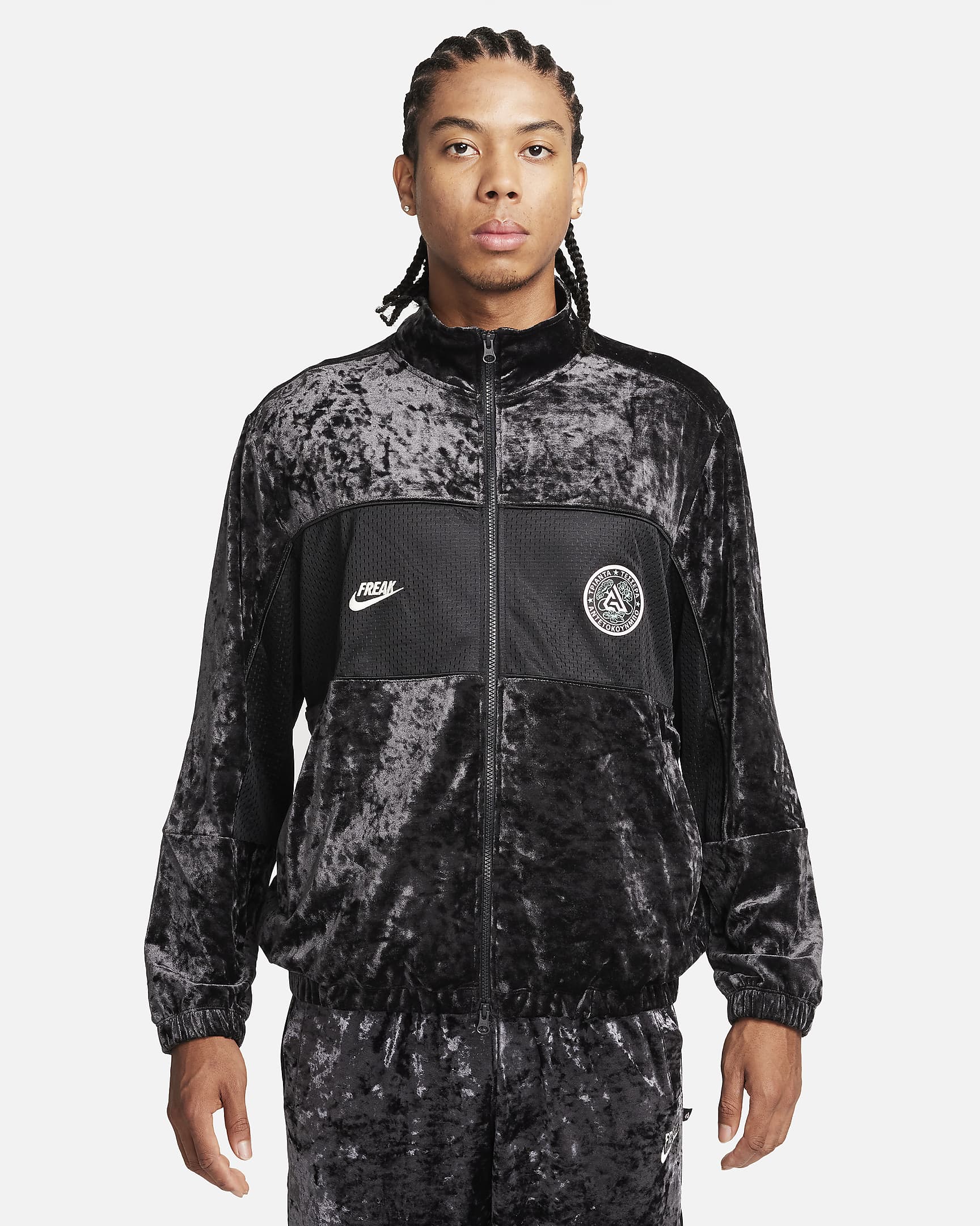 Giannis Men's Velour FullZip Jacket. Nike UK