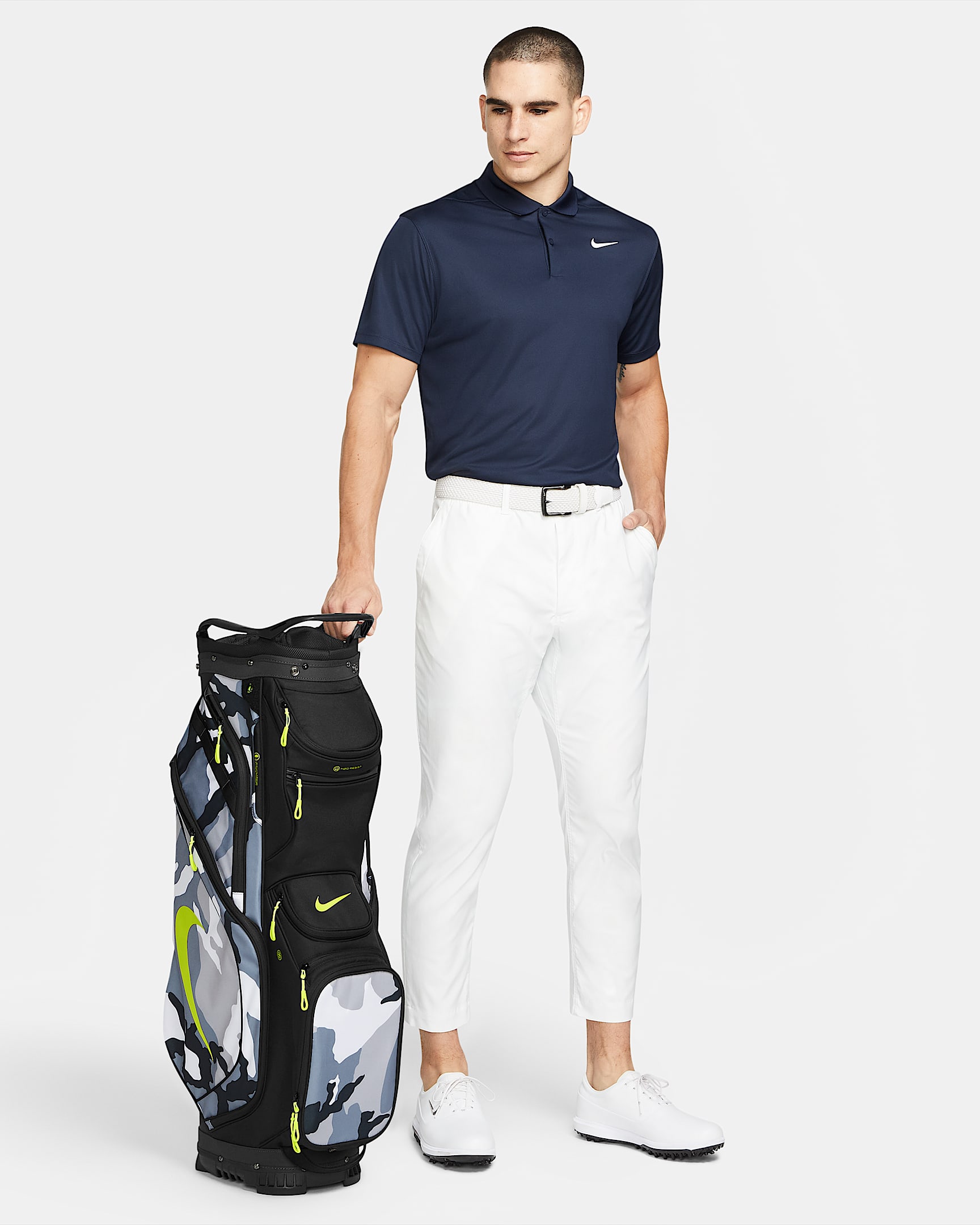 Nike Performance Cart Golf Bag.