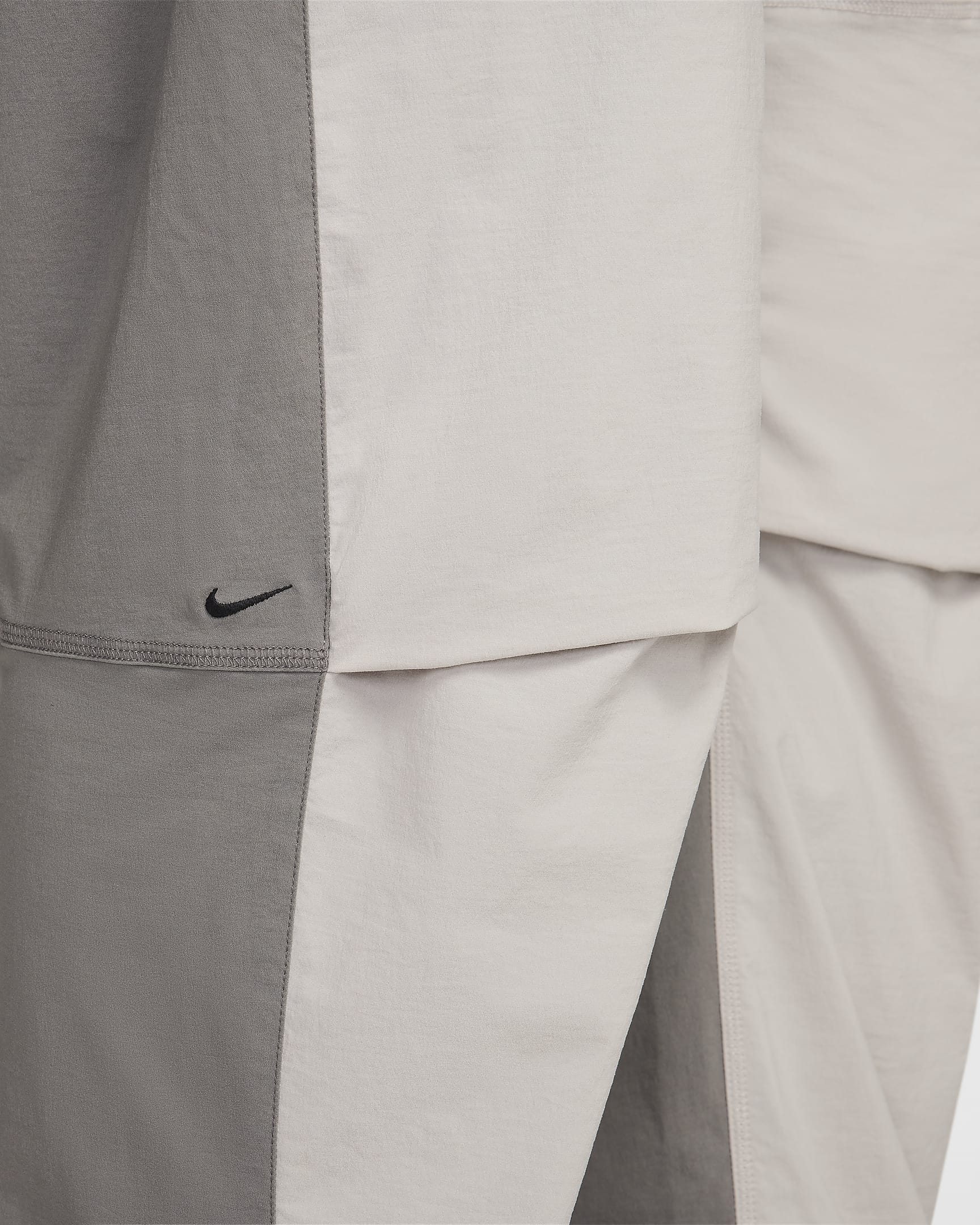 Nike Tech Men's Woven Oversized Trousers - Flat Pewter/Light Iron Ore/Black