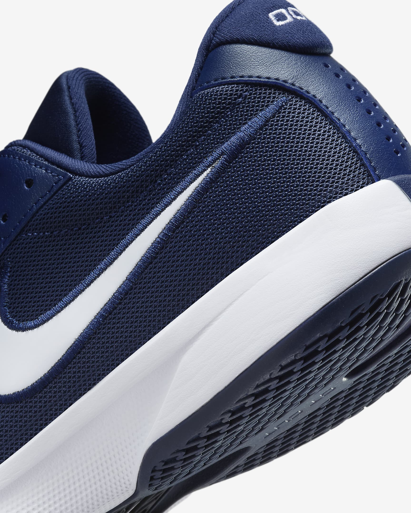 Nike G.T. Cut Academy (Team Bank) Basketball Shoes - College Navy/Dark Obsidian/Thunder Blue/White