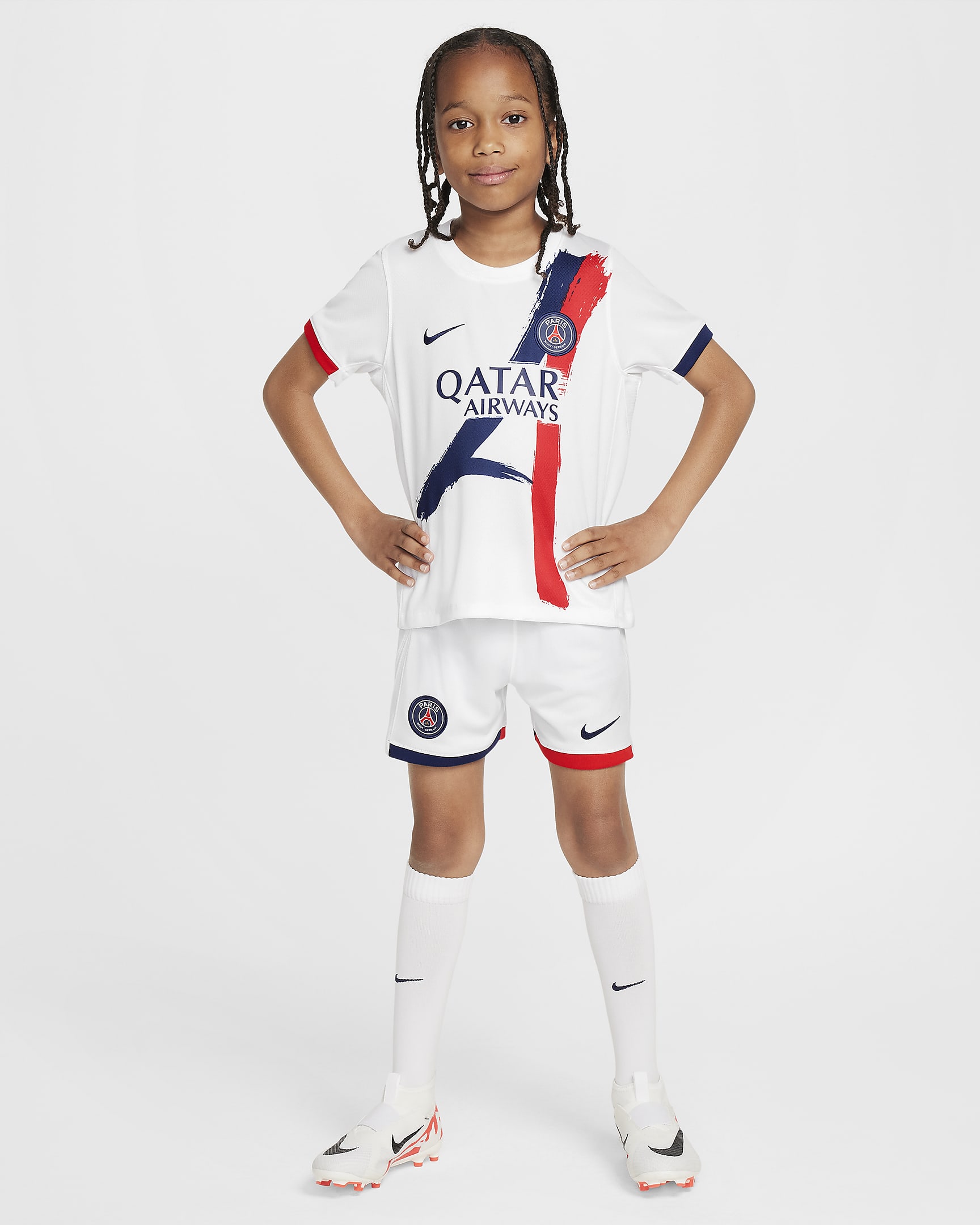 Paris Saint-Germain 2024/25 Stadium (bortedrakt) Nike Football Replica draktsett i tre deler til små barn - Hvit/Midnight Navy/University Red/Midnight Navy