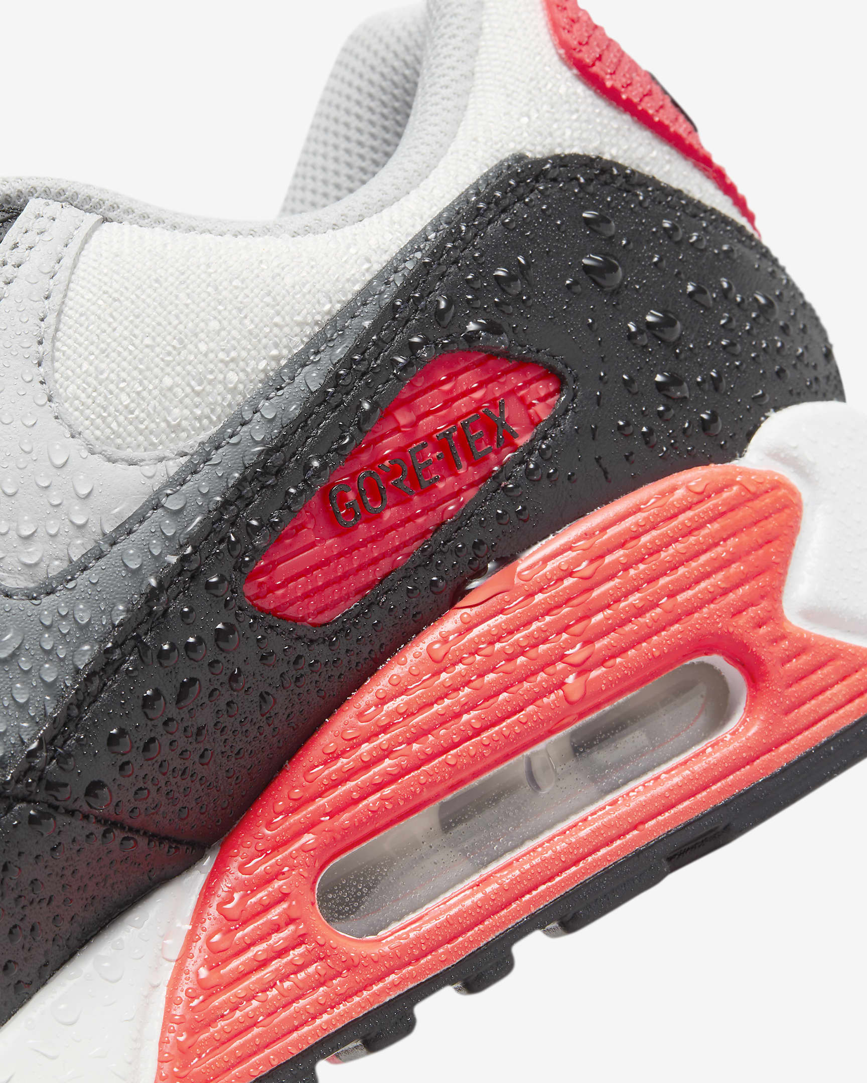 Nike Air Max 90 GORE-TEX Men's Winterized Shoes - Summit White/Bright Crimson/Black/Cool Grey