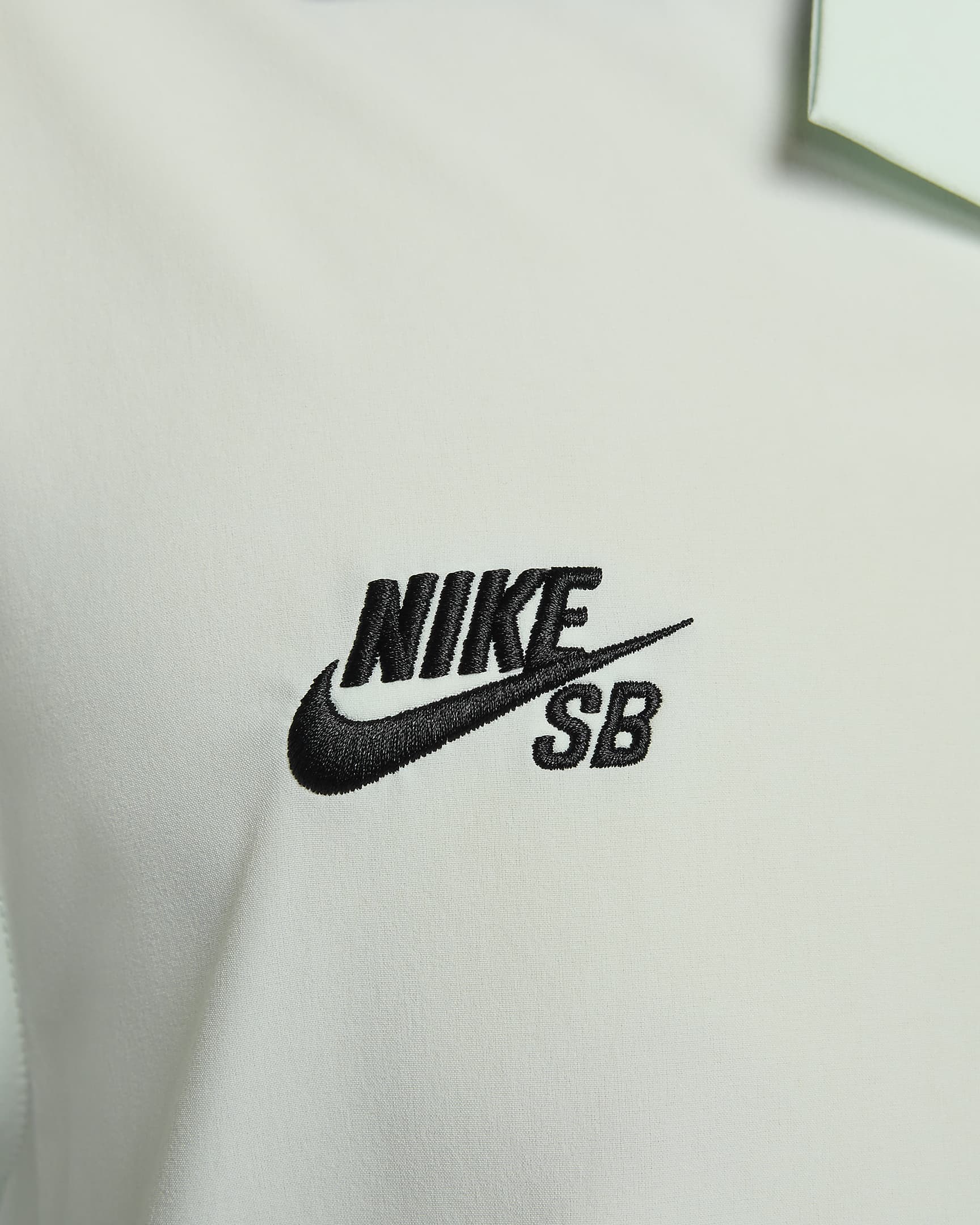 Camicia da bowling per lo skate a manica corta con bottoni Nike SB - Barely Green/Nero