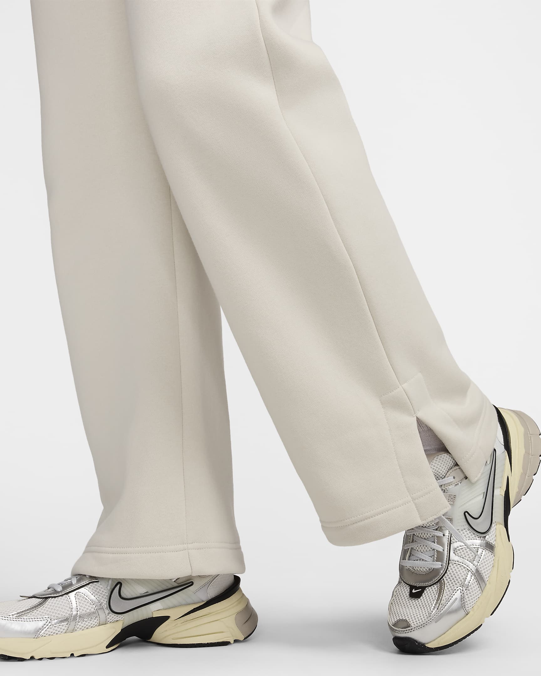 Nike Sportswear Phoenix Fleece Women's High-Waisted Wide-Leg Logo Trousers - Light Orewood Brown