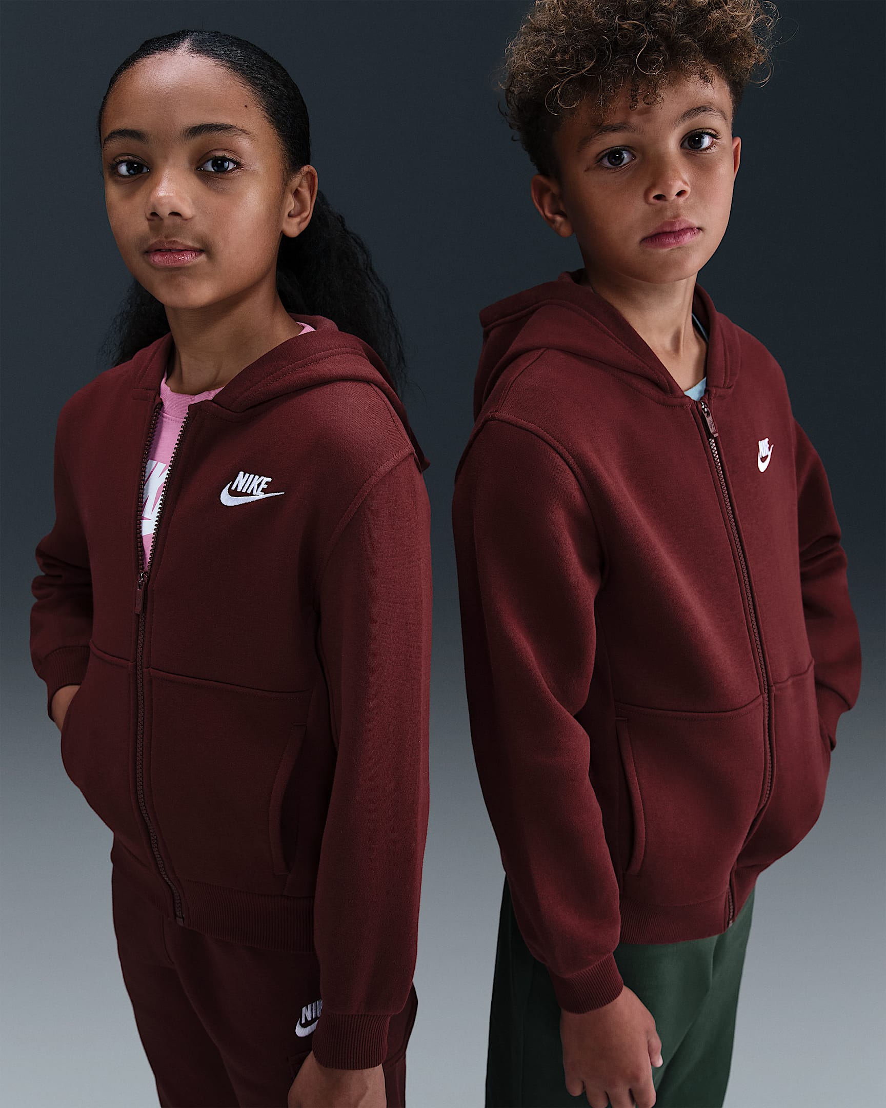 Nike Sportswear Club Fleece Older Kids' Full-Zip Hoodie - Dark Team Red/White