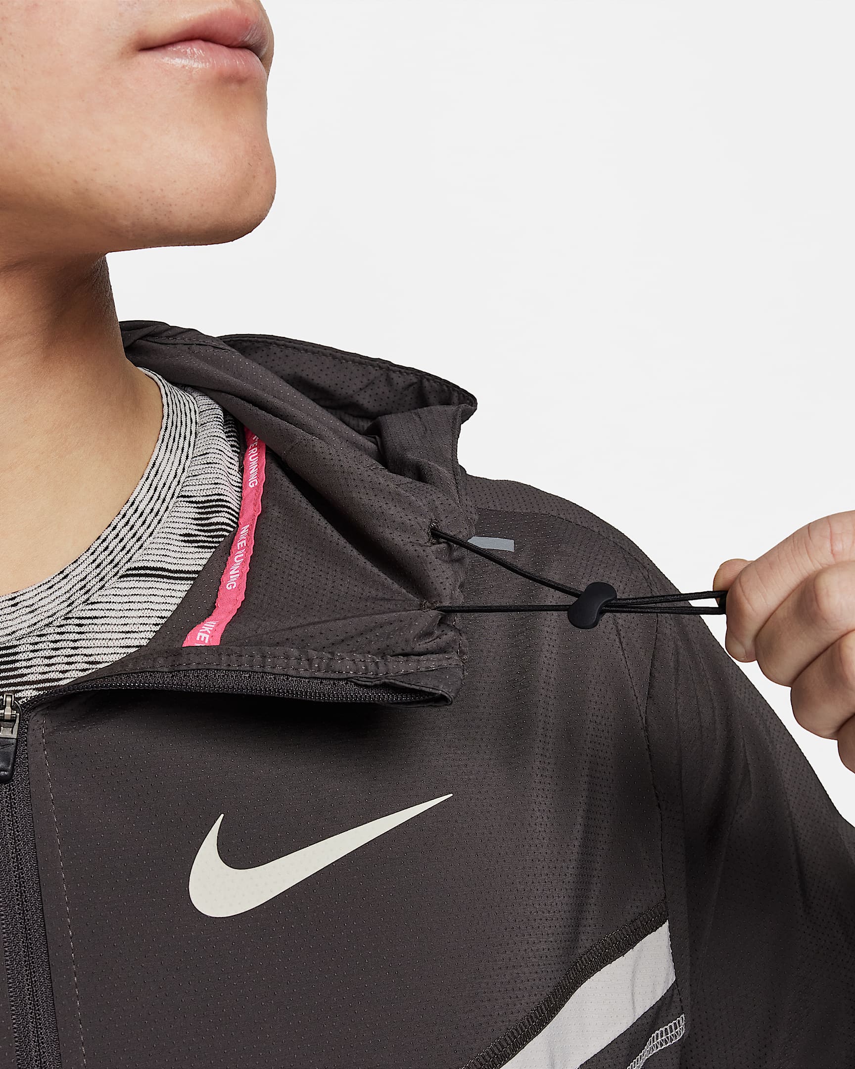 Nike Repel Windrunner Men's UV Running Jacket. Nike PH