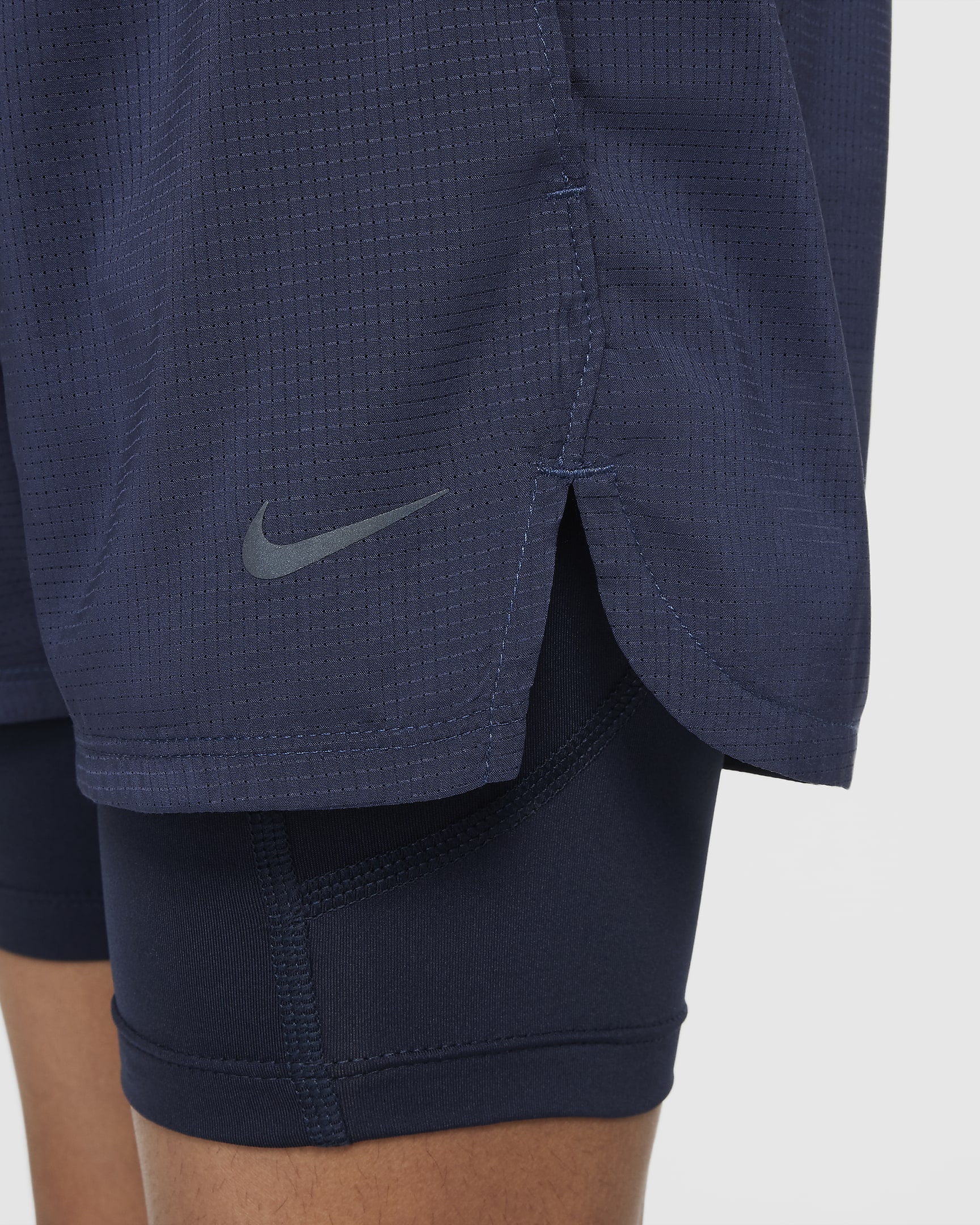 Nike Multi Tech Older Kids' (Boys') Dri-FIT ADV Training Shorts - Midnight Navy/Obsidian/Black