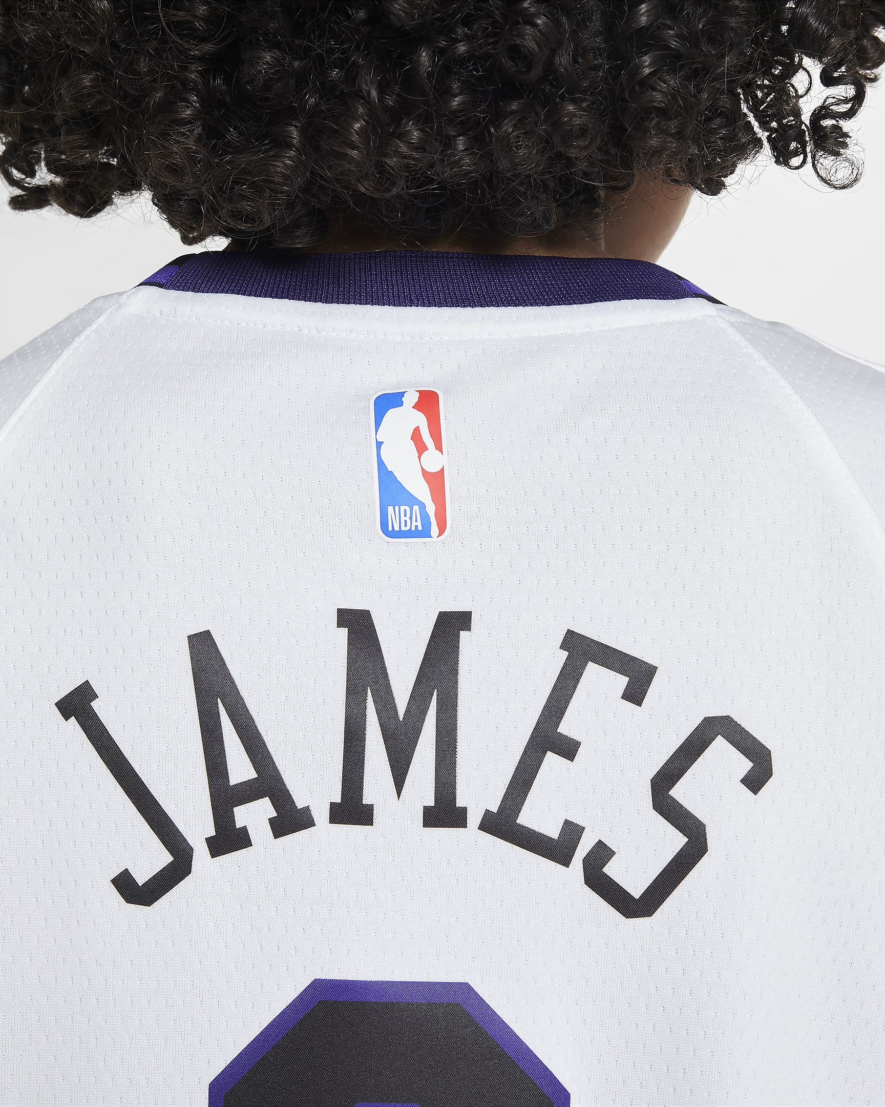 Maillot Nike Dri-FIT NBA Swingman LeBron James Los Angeles Lakers City Edition pour enfant plus âgé - Blanc