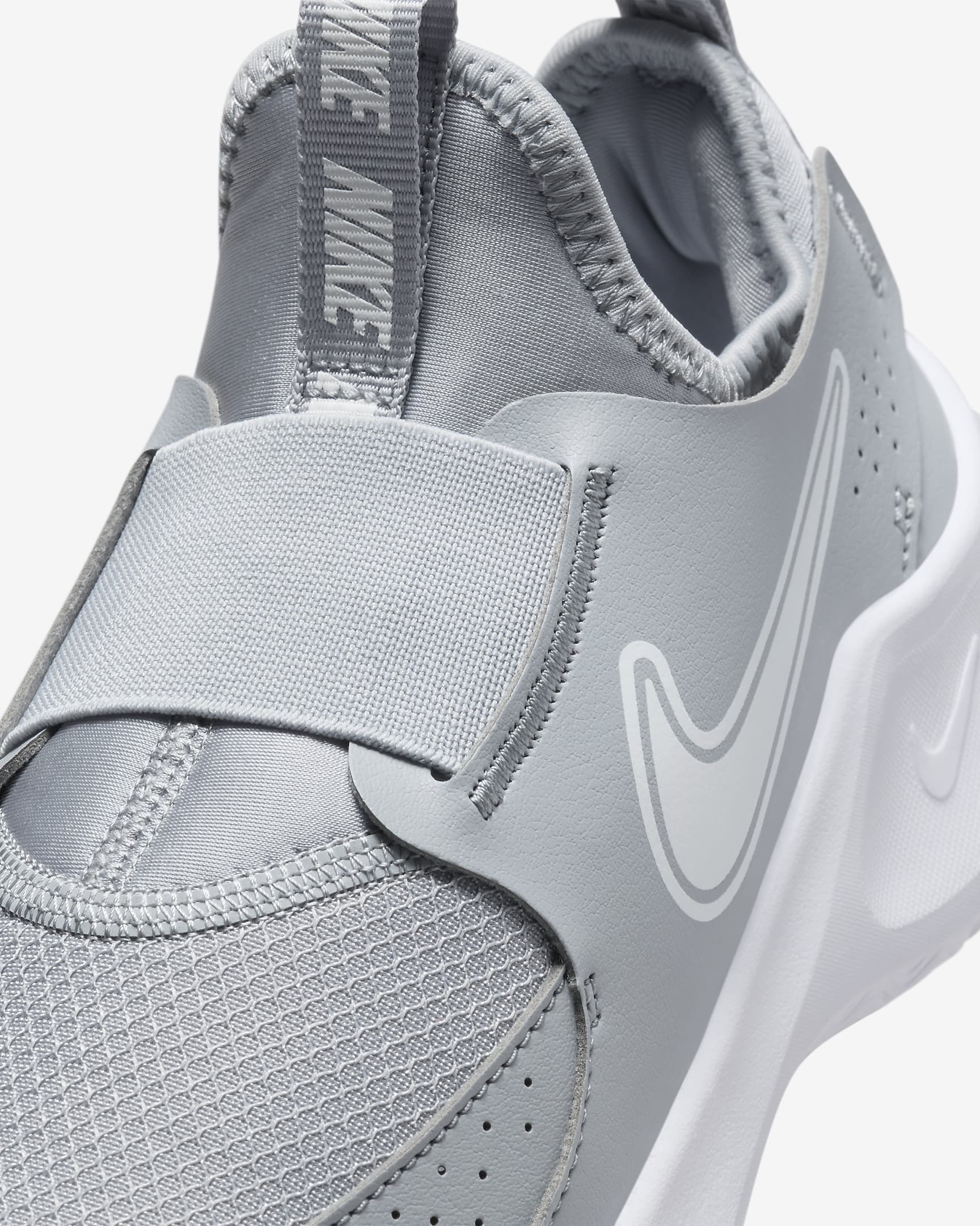 Nike Flex Runner 3-løbesko til vej til større børn - Wolf Grey/hvid