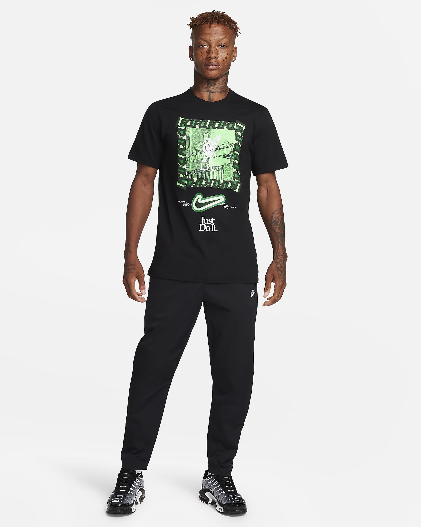 Liverpool FC Men's Nike DNA T-Shirt. Nike.com