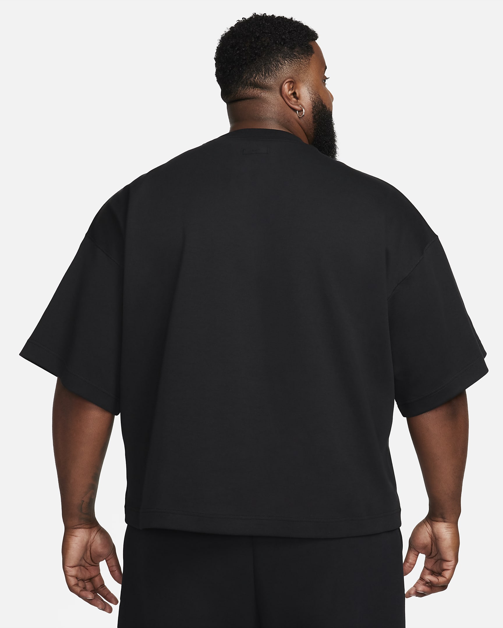 Nike Sportswear Tech Fleece Reimagined extragroßes Kurzarm-Sweatshirt für Herren - Schwarz/Schwarz