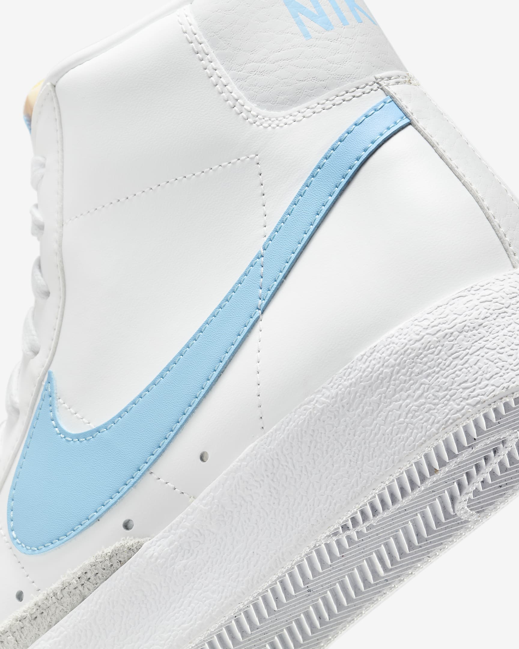 Tenis para hombre Nike Blazer Mid '77 Vintage - Blanco cumbre/Polvo fotón/Blanco/Azul acuario