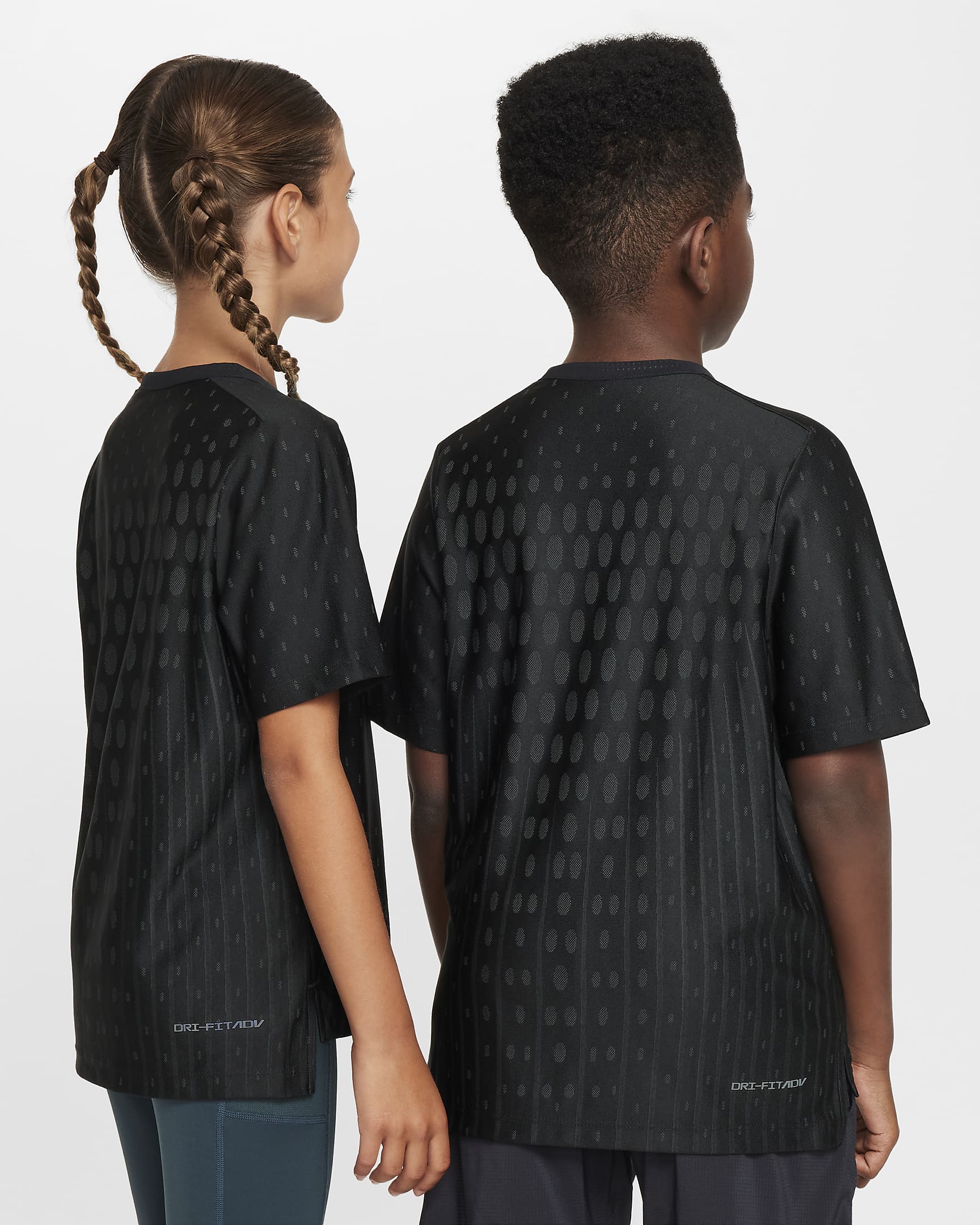 Nike Multi Tech Dri-FIT-ADV-Trainingsoberteil für ältere Kinder (Jungen) - Schwarz/Dark Smoke Grey/Schwarz