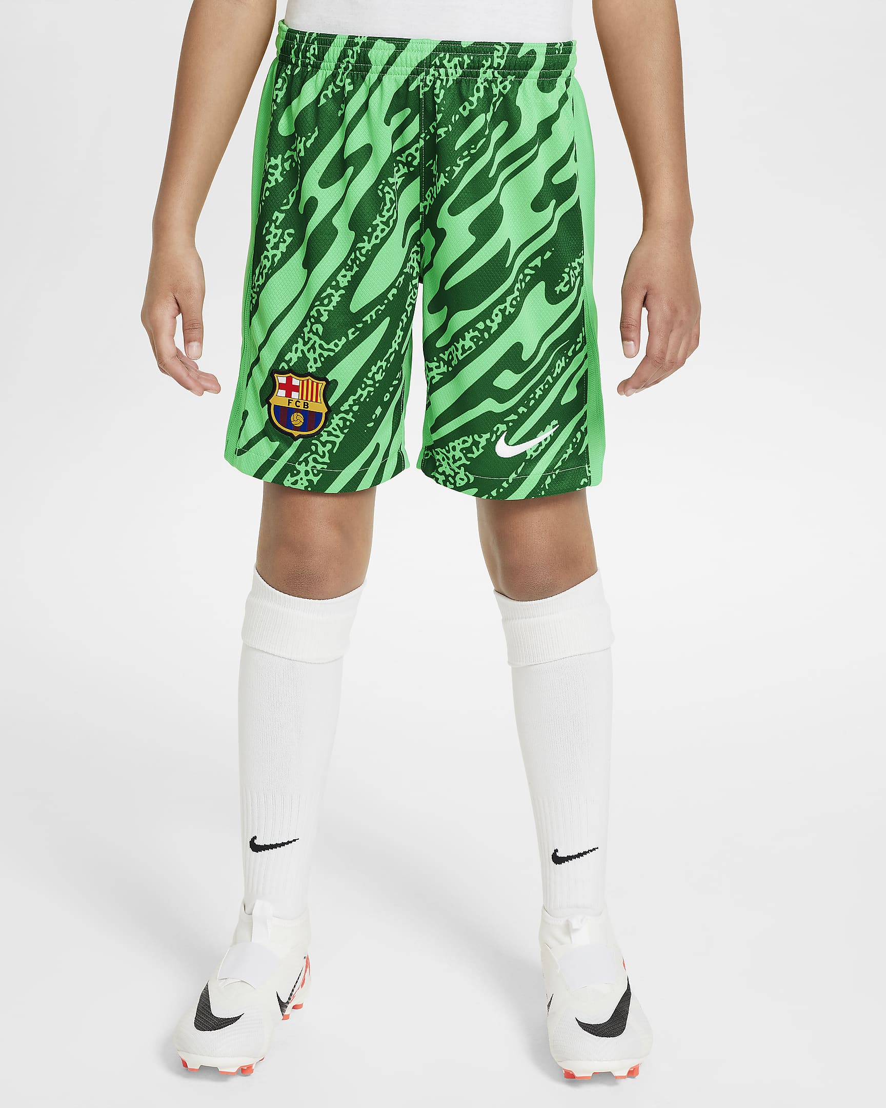 F.C. Barcelona 2024/25 Stadium Goalkeeper Older Kids' Nike Dri-FIT Football Replica Shorts - Green Spark/Pine Green/White