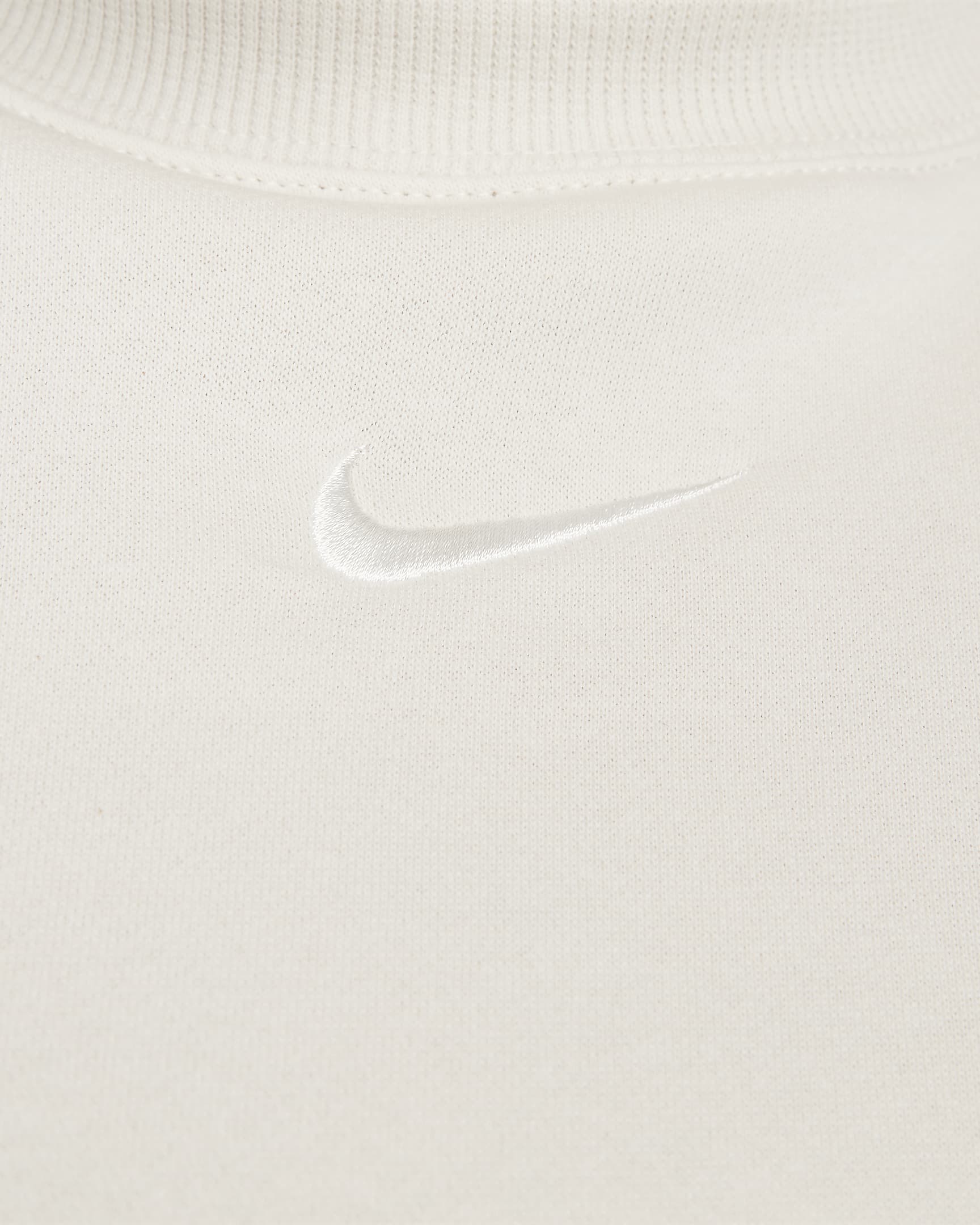 Nike Sportswear Phoenix Fleece Women's Oversized Crew-Neck Sweatshirt (Plus Size) - Light Orewood Brown/Sail