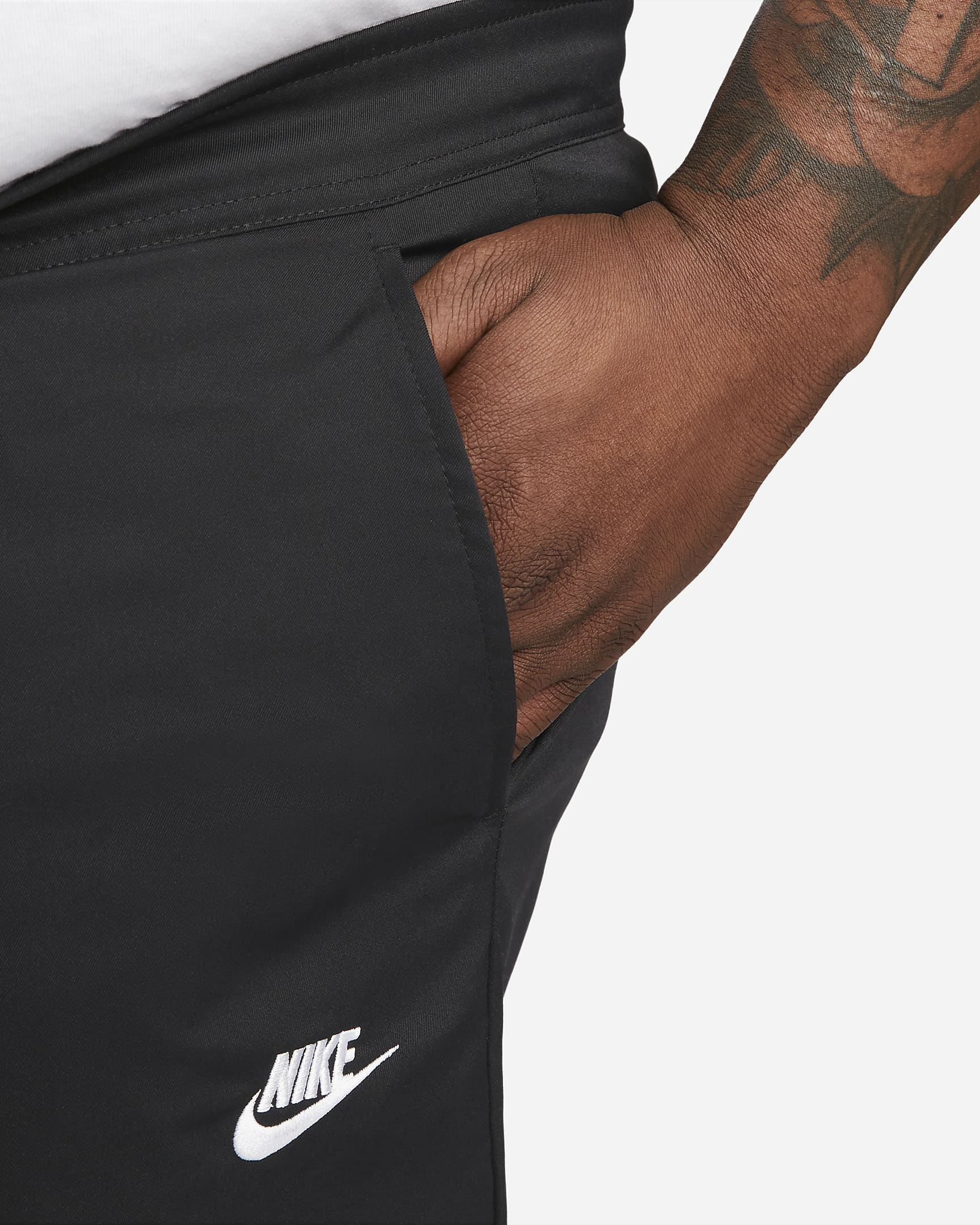mens nike tapered training pants