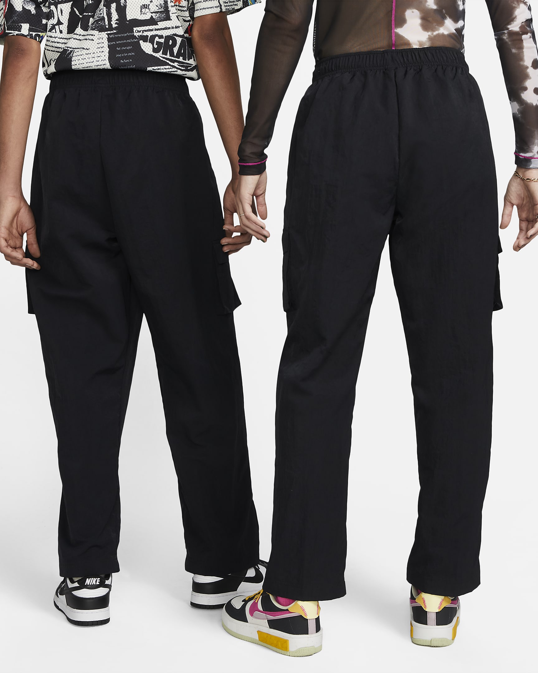 Nike Sportswear Essential Women's High-Rise Woven Cargo Trousers - Black/White