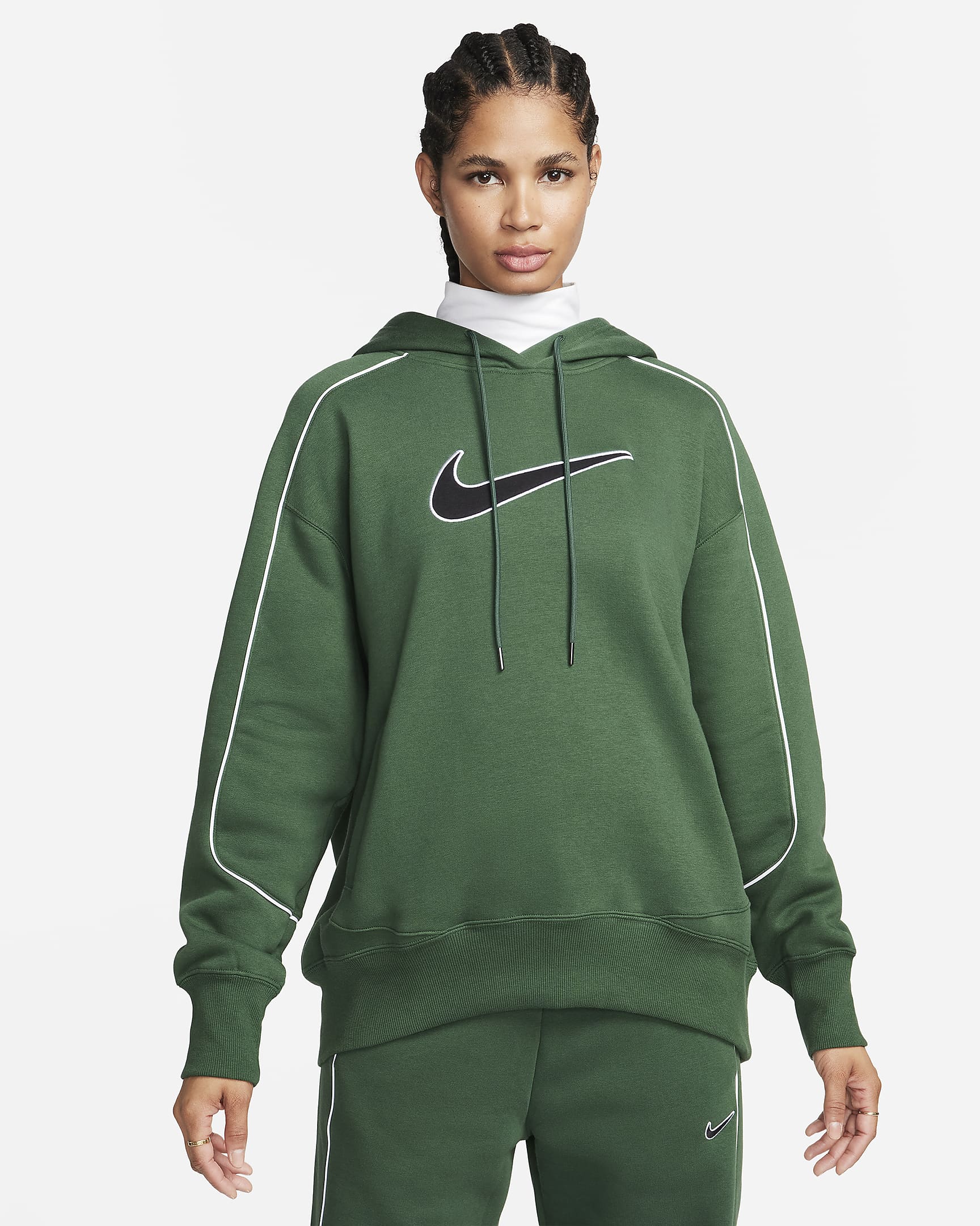 Nike Sportswear Women's Oversized Fleece Pullover Hoodie. Nike DK