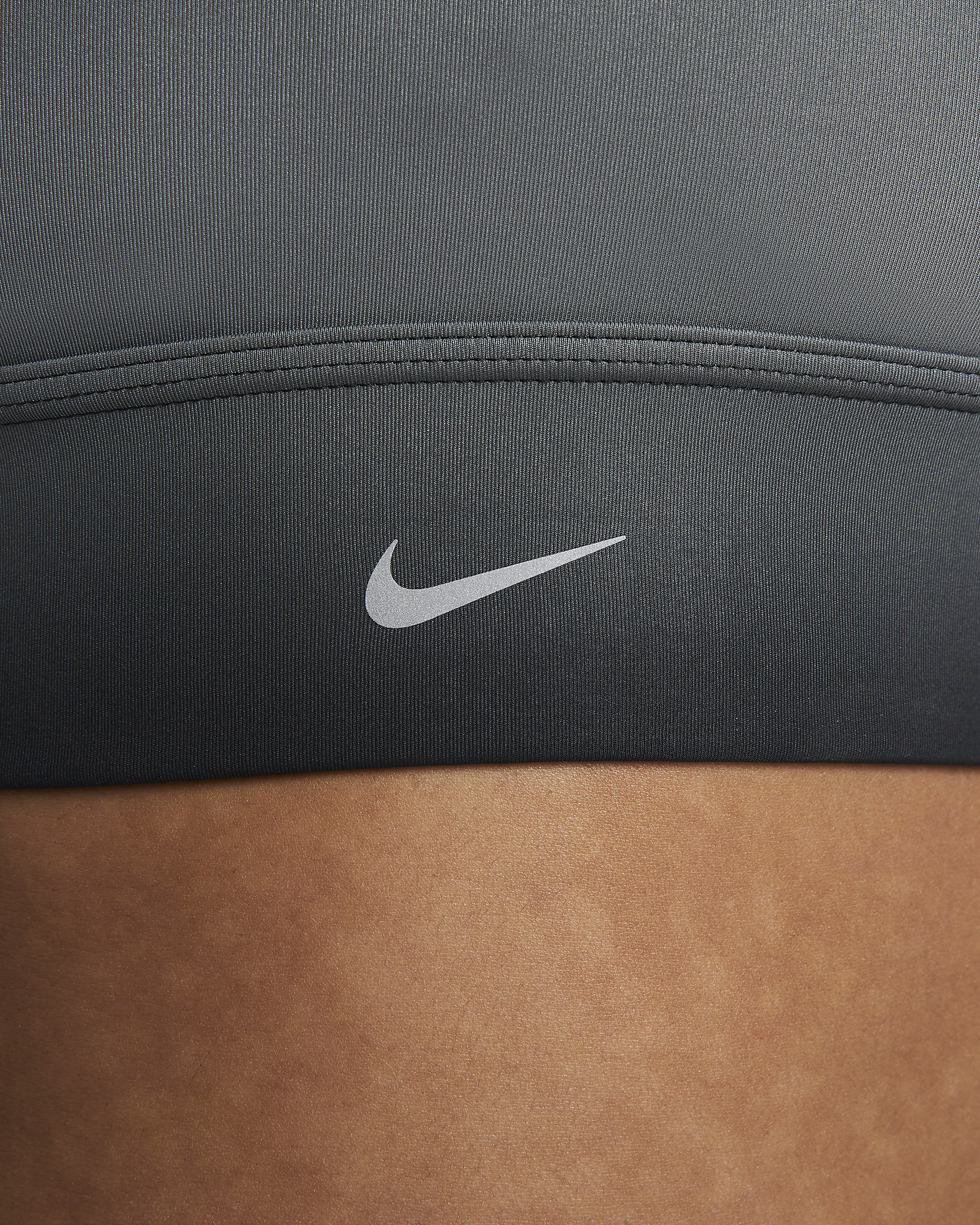 Nike Swoosh Run Women's Medium-Support Longline Padded Sports Bra. Nike AT