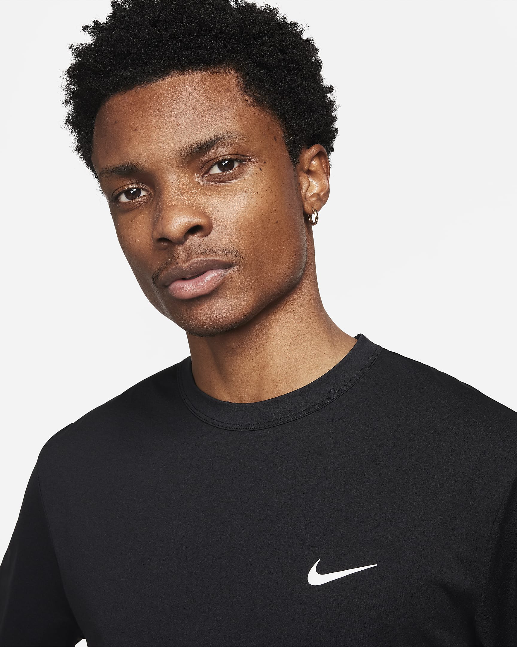 Nike Dri-FIT UV Hyverse Men's Short-Sleeve Fitness Top. Nike CA