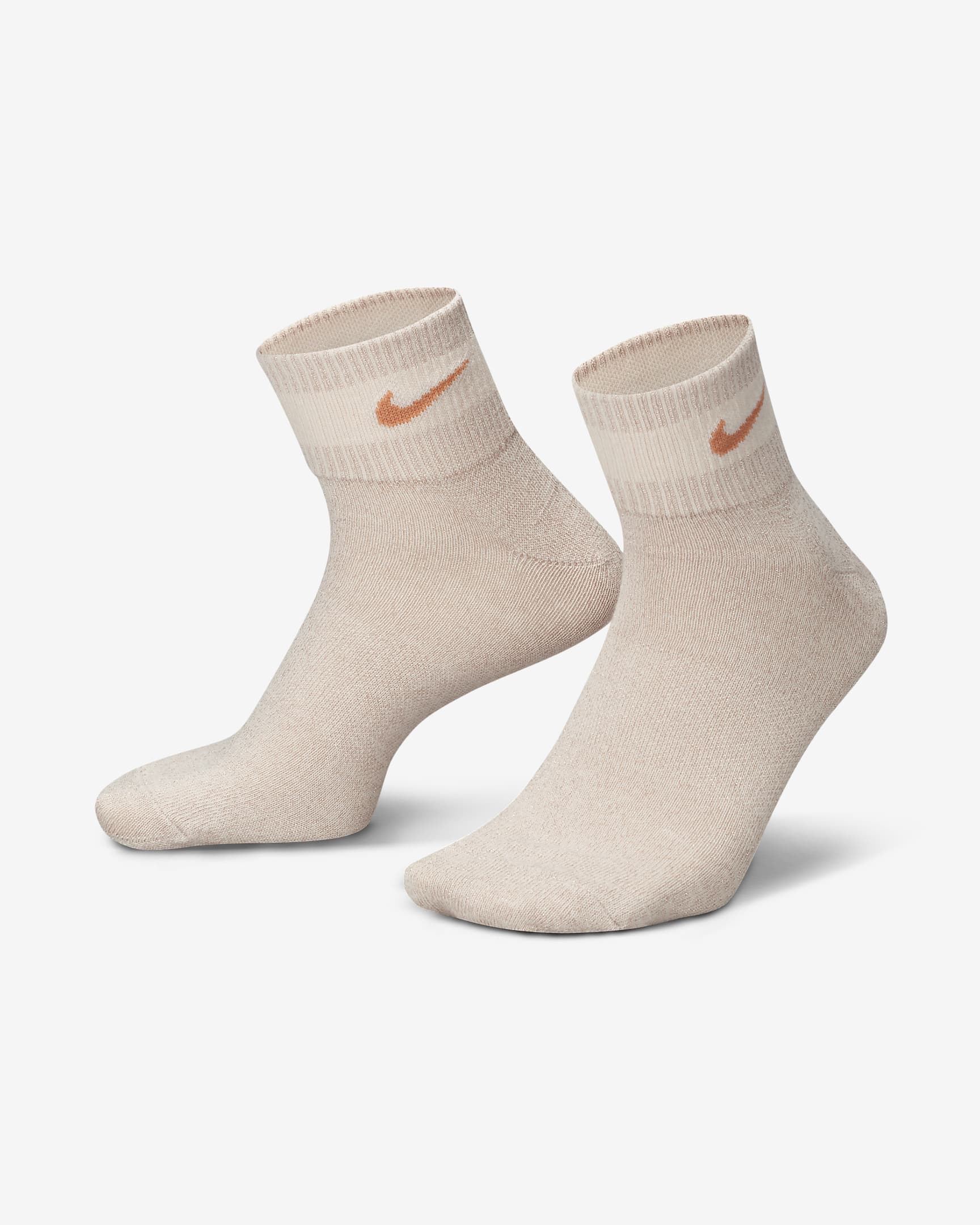 Nike Everyday Essentials Metallic Ankle Socks (1 Pair). Nike IE