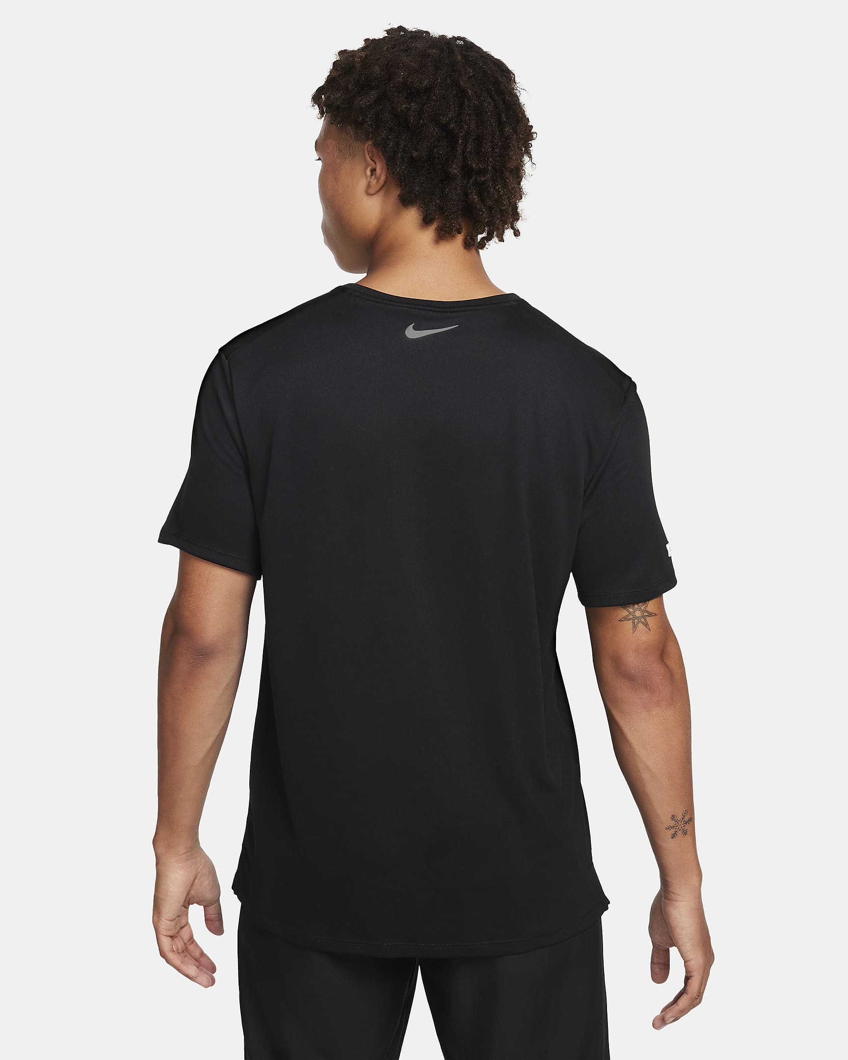 Nike Miler Flash Men's Dri-FIT UV Short-Sleeve Running Top. Nike IL