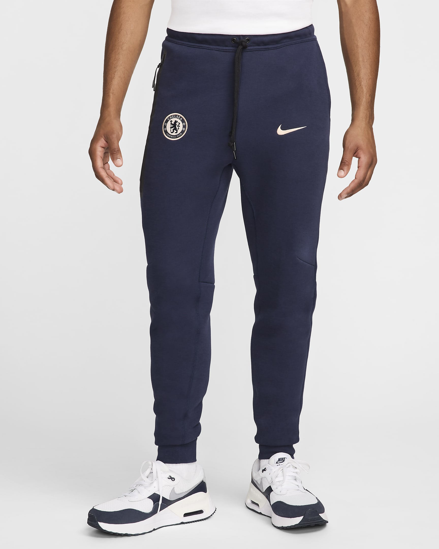 Chelsea F.C. Tech Fleece Men's Nike Football Joggers - Obsidian/Guava Ice