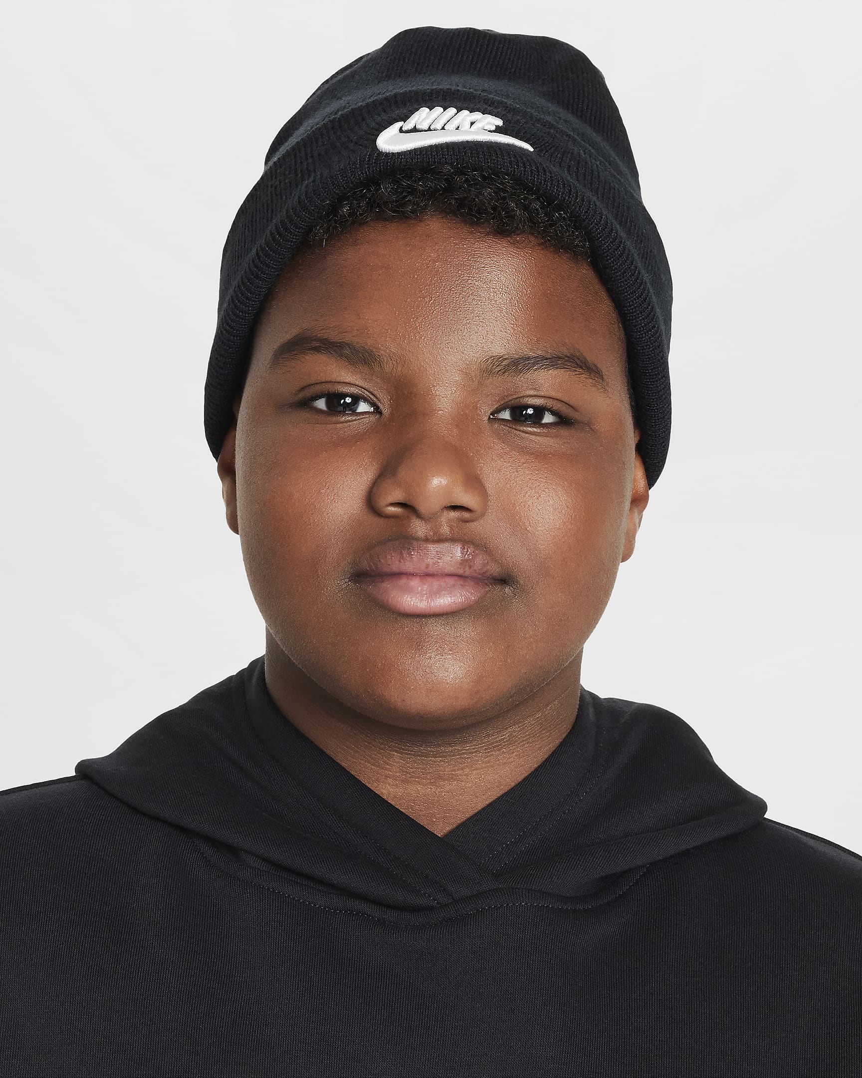 Nike Peak Older Kids' Beanie - Black/White