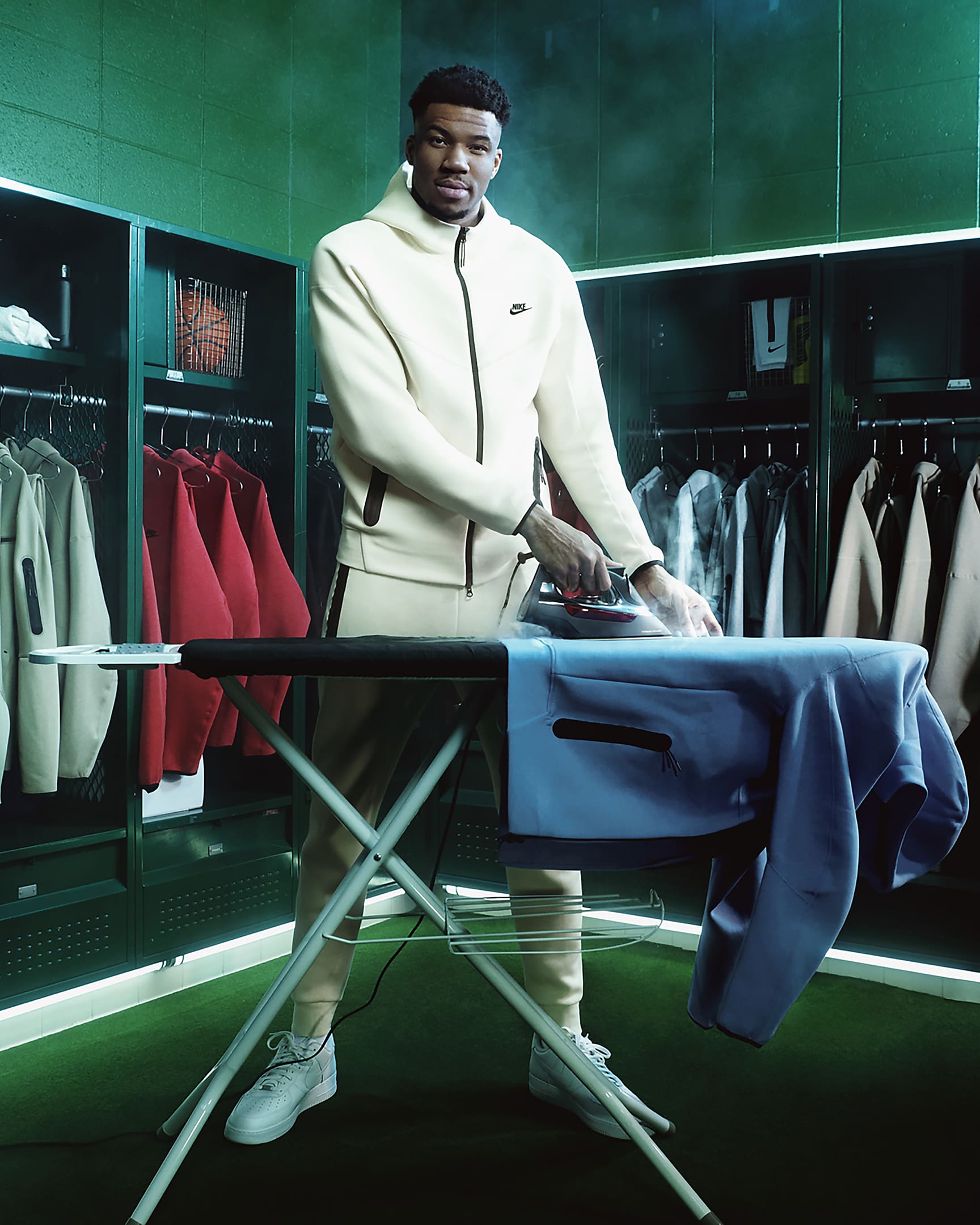 Nike Sportswear Tech Fleece Herren Hoodie Mit Durchgehendem Reißverschluss Nike Sportswear Tech Fleece Windrunner Herren-Hoodie mit durchgehendem