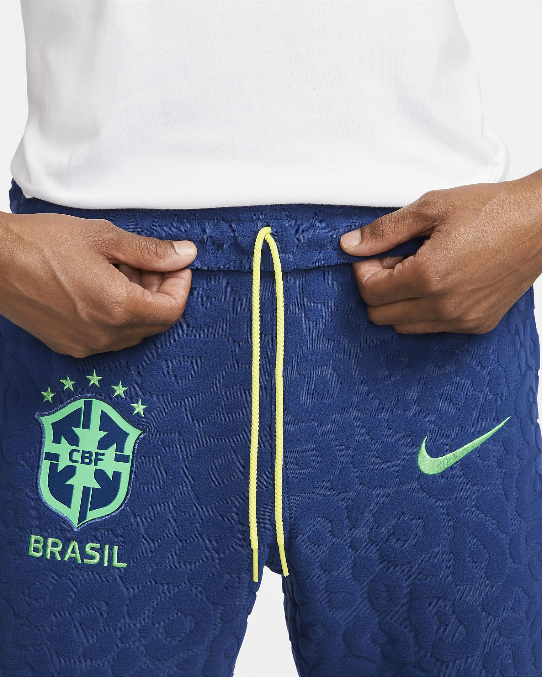 Brazil Men's French Terry Football Tracksuit Bottoms. Nike SE