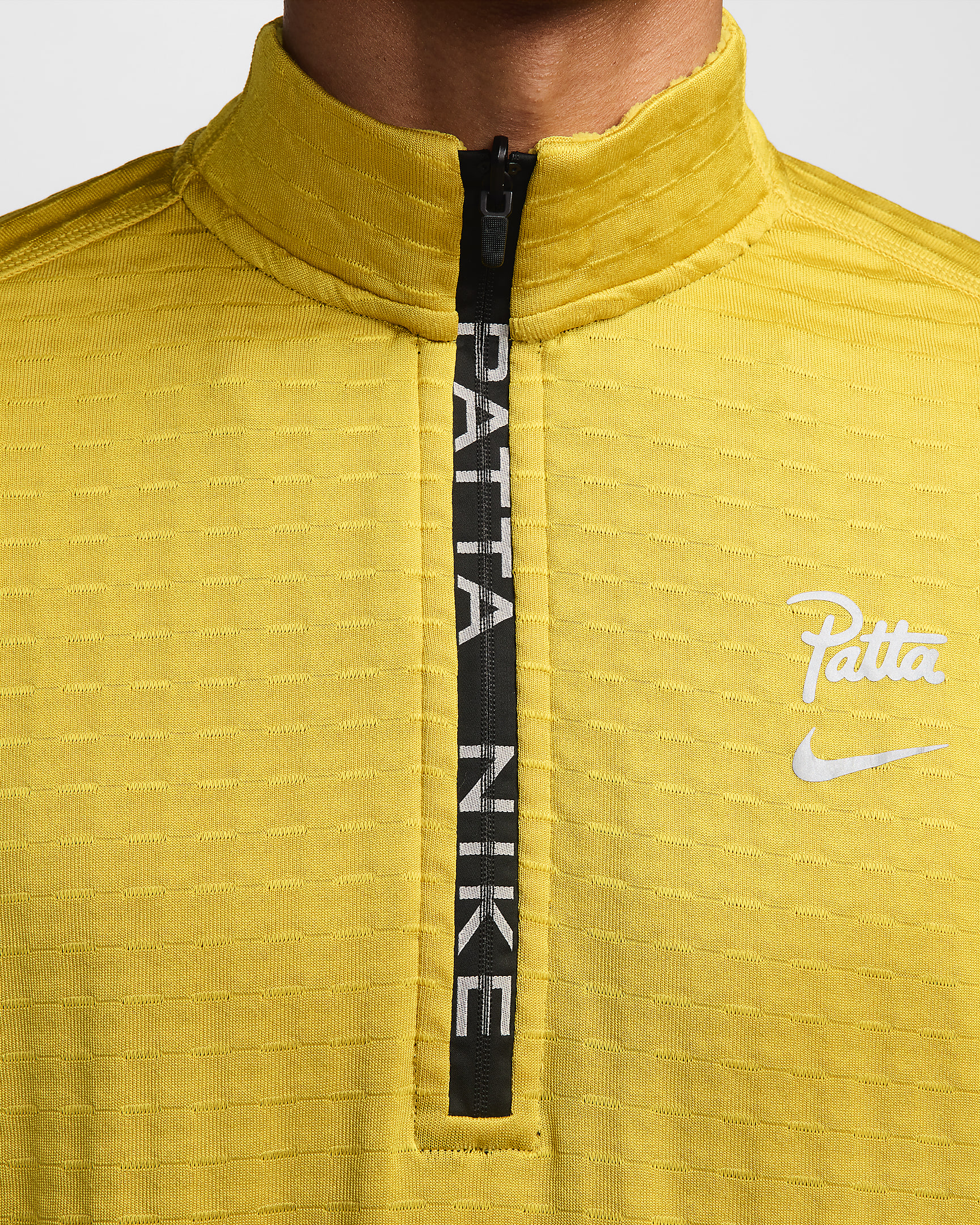 Nike x Patta Running Team Longsleeve mit Halbreißverschluss - Saffron Quartz