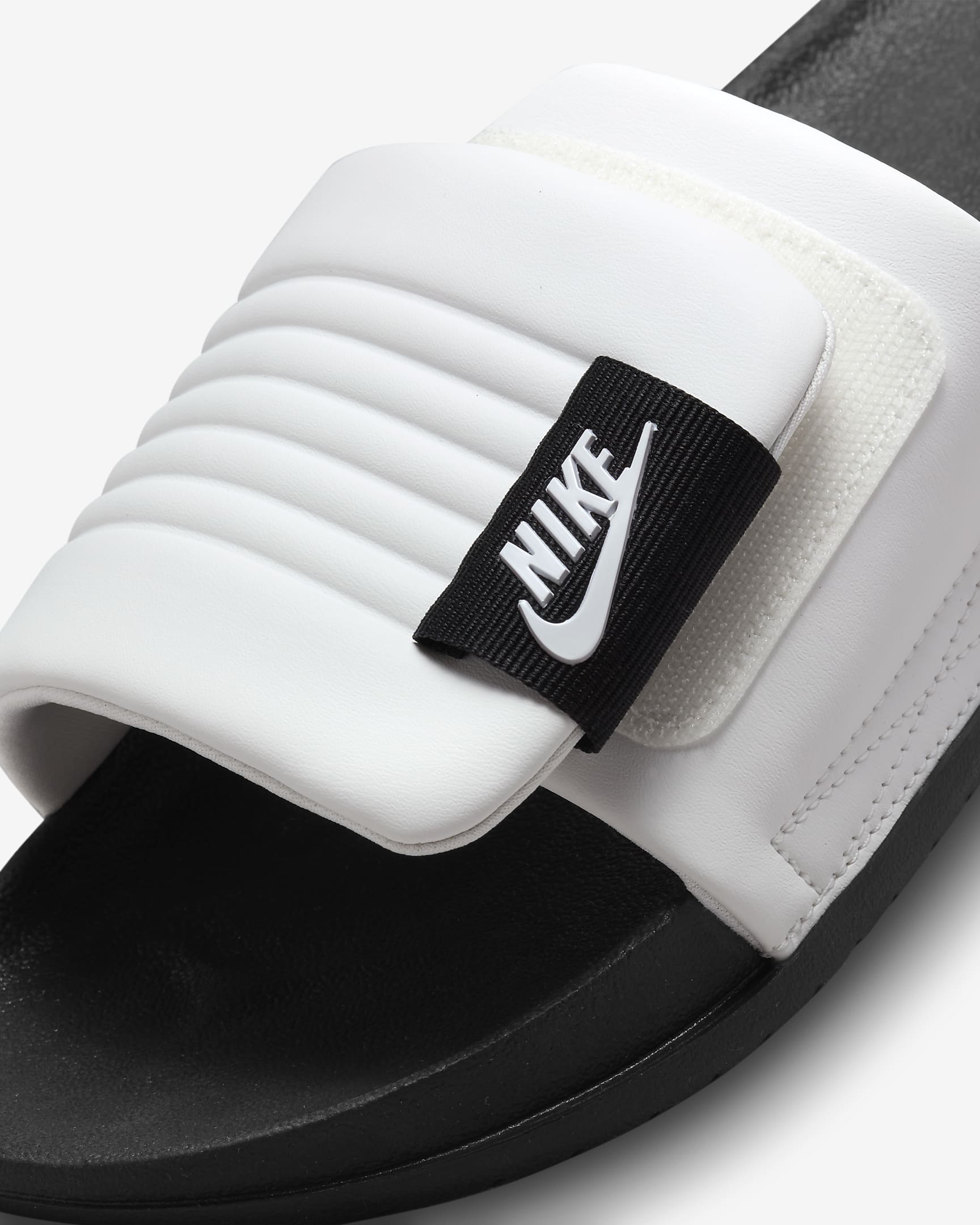 รองเท้าแตะผู้ชาย Nike Offcourt Adjust - Summit White/ดำ/Summit White