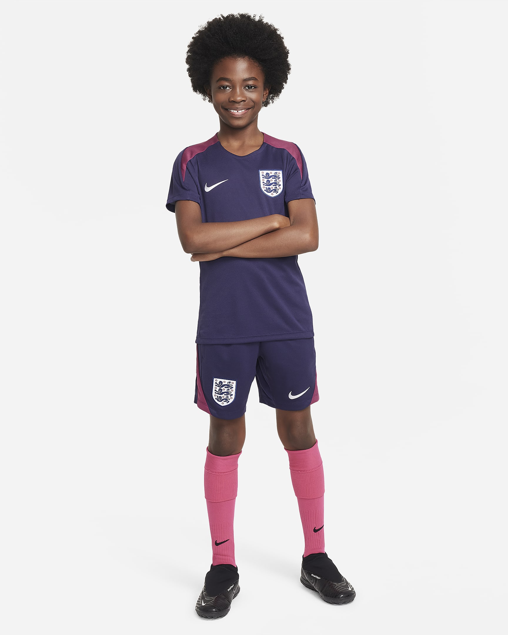 Haut de foot en maille à manches courtes Nike Dri-FIT Angleterre Strike pour ado - Purple Ink/Rosewood/Blanc