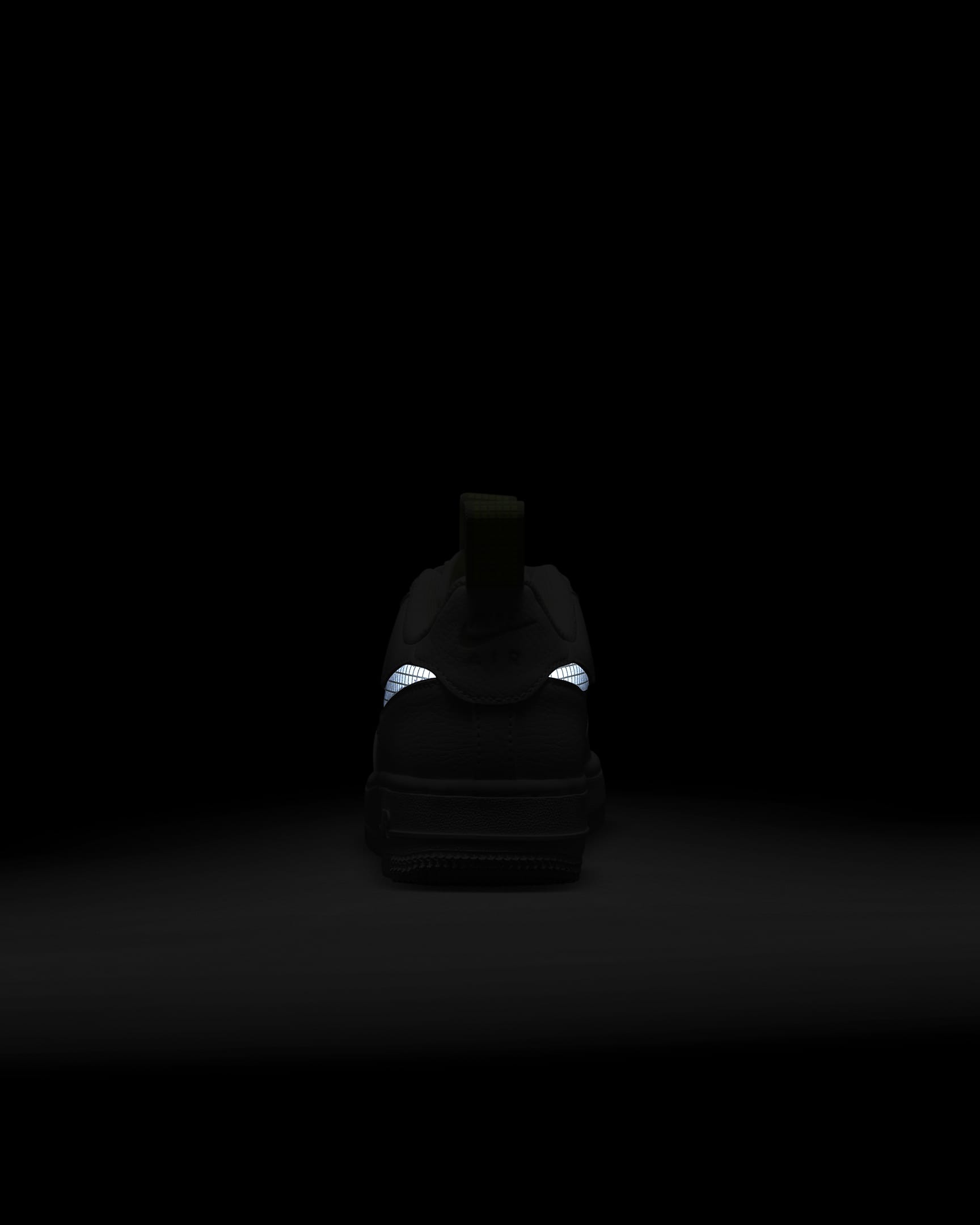 Nike Air Force 1 LV8 Older Kids' Shoes. Nike PT