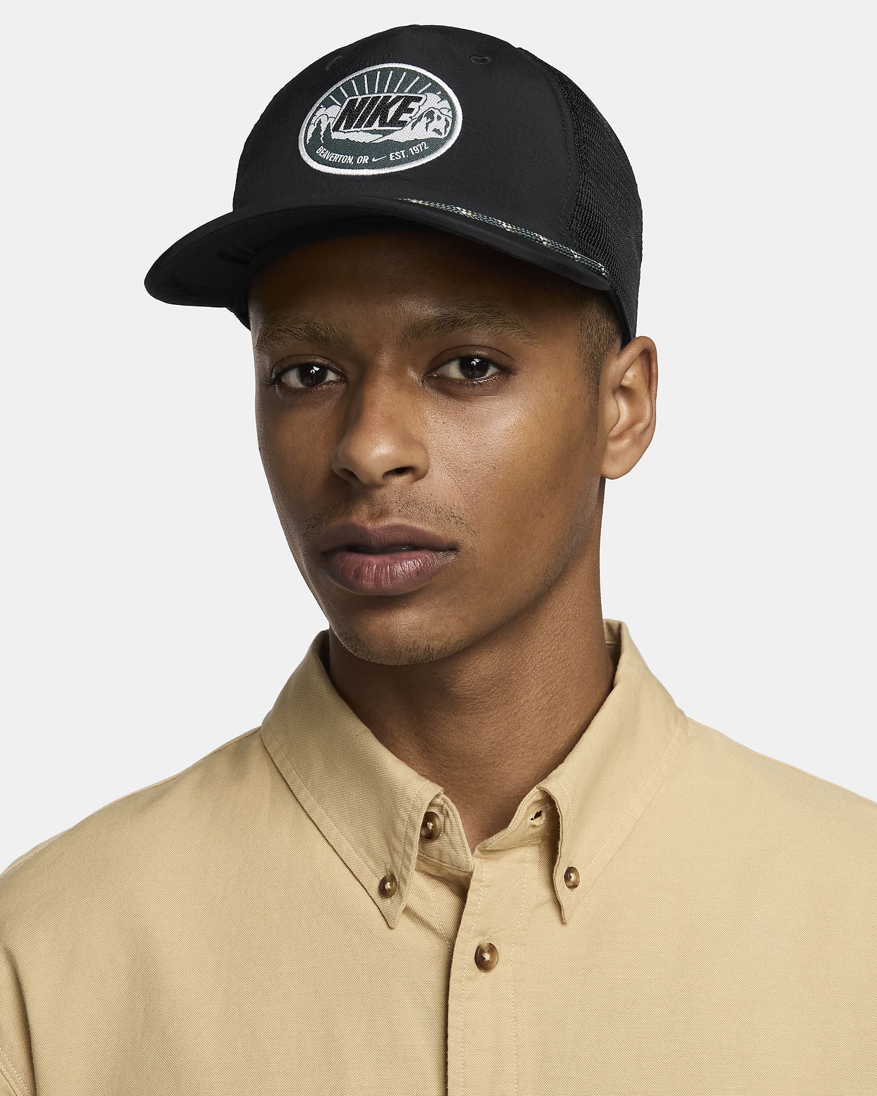 Nike Rise Structured Curved Bill Cap - Black/Black/Summit White