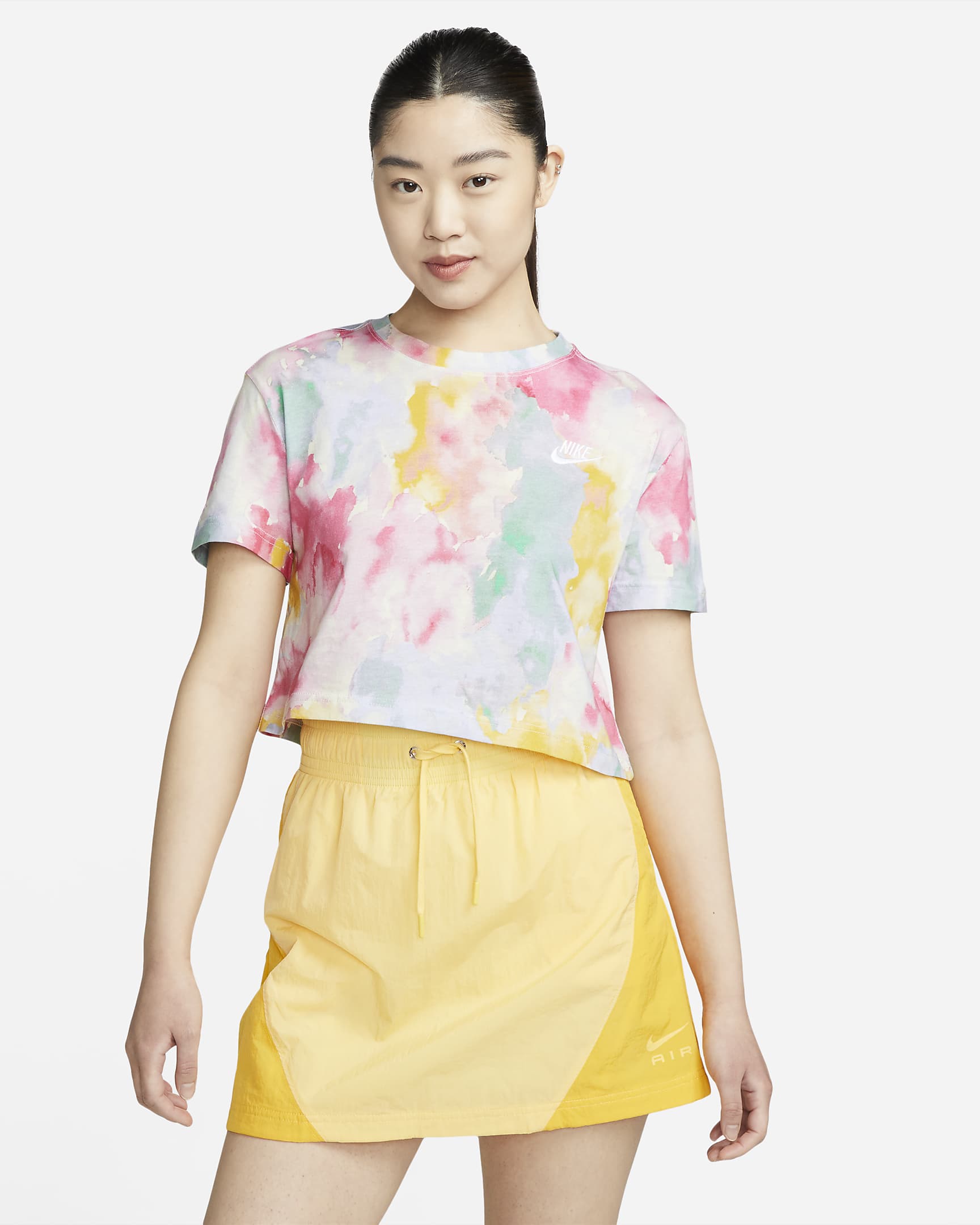 Nike Sportswear Essentials+ Women's T-Shirt - Sea Coral/White