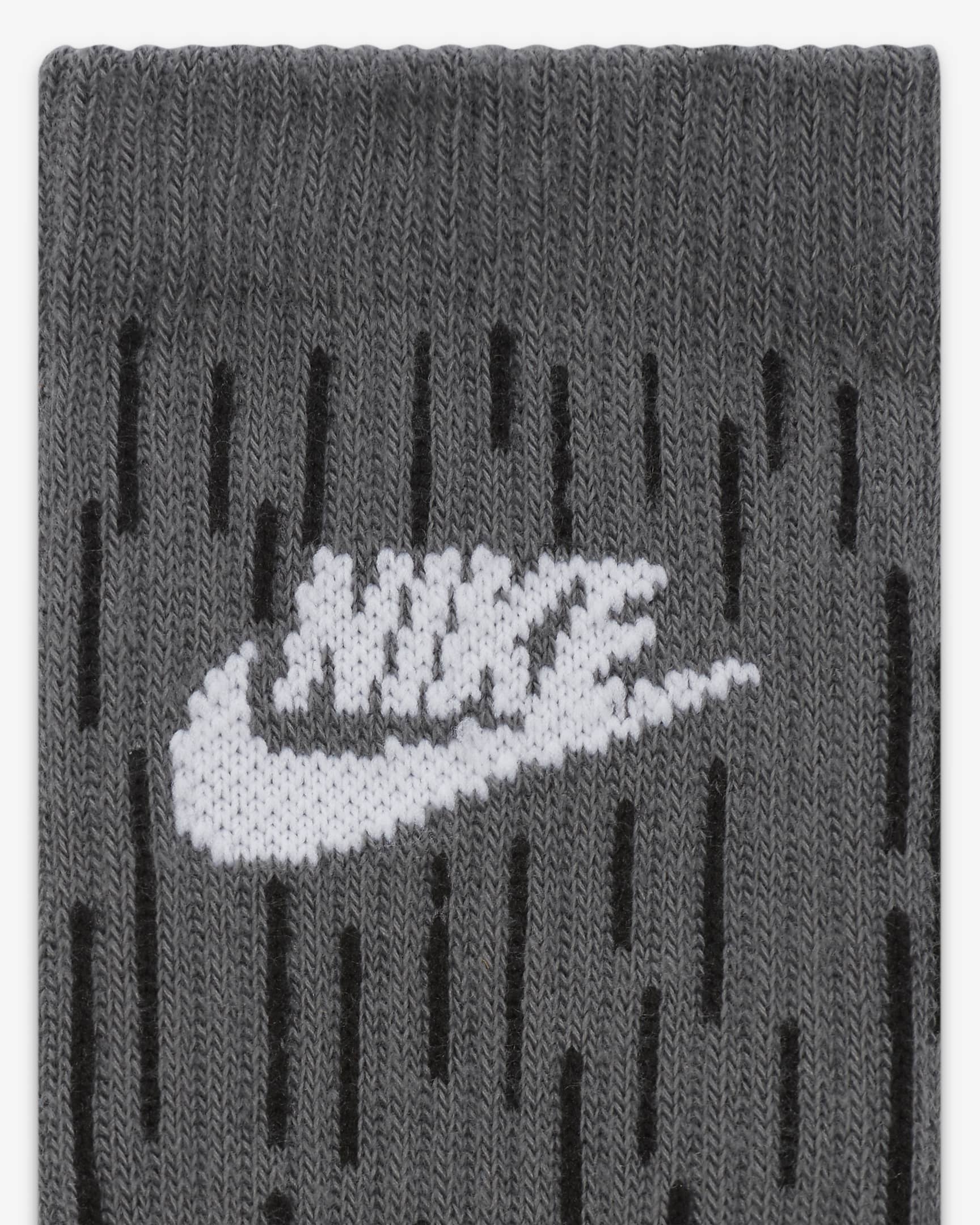mens nike camo socks