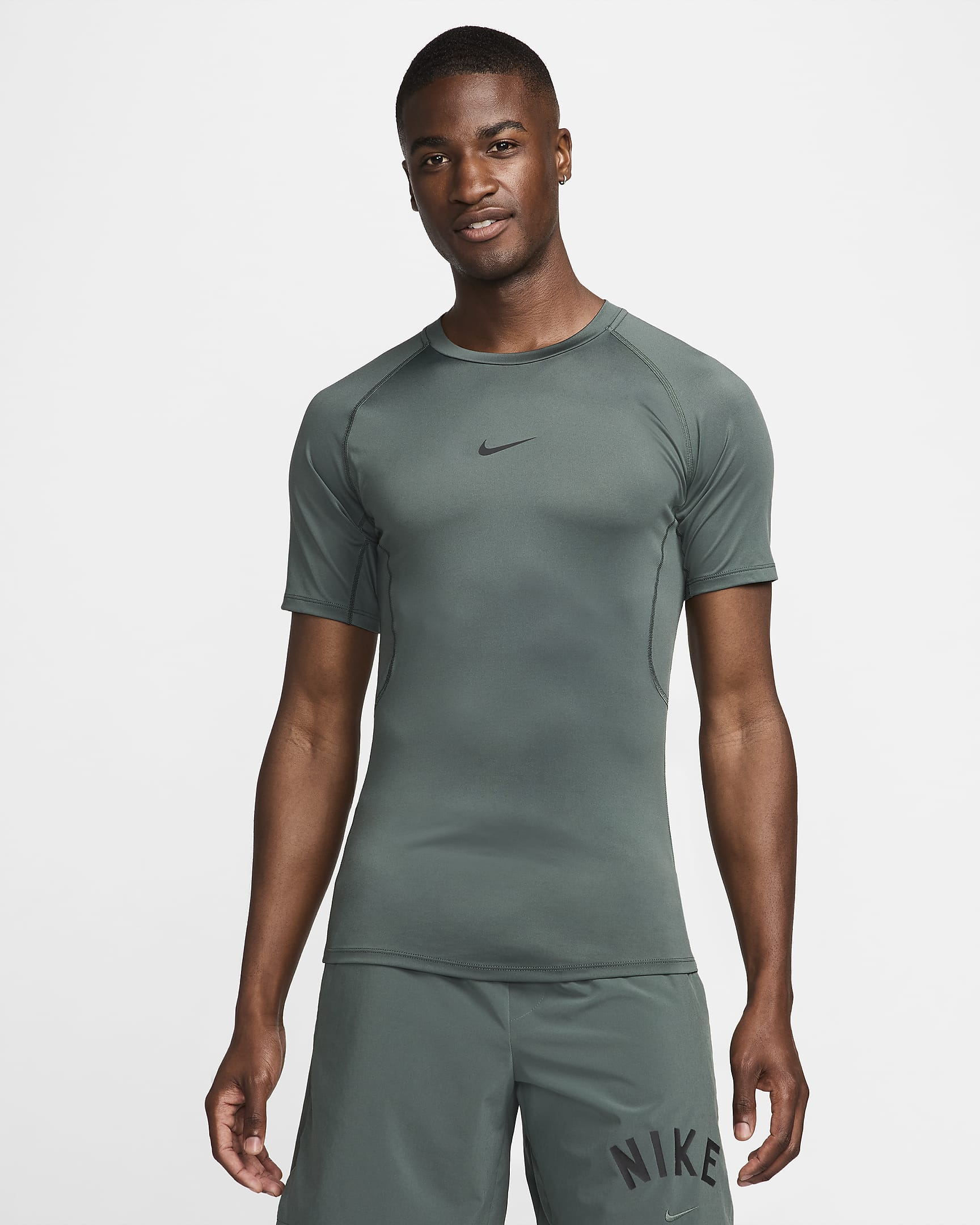 Nike Pro Men's Dri-FIT Tight Short-Sleeve Fitness Top - Vintage Green/Black