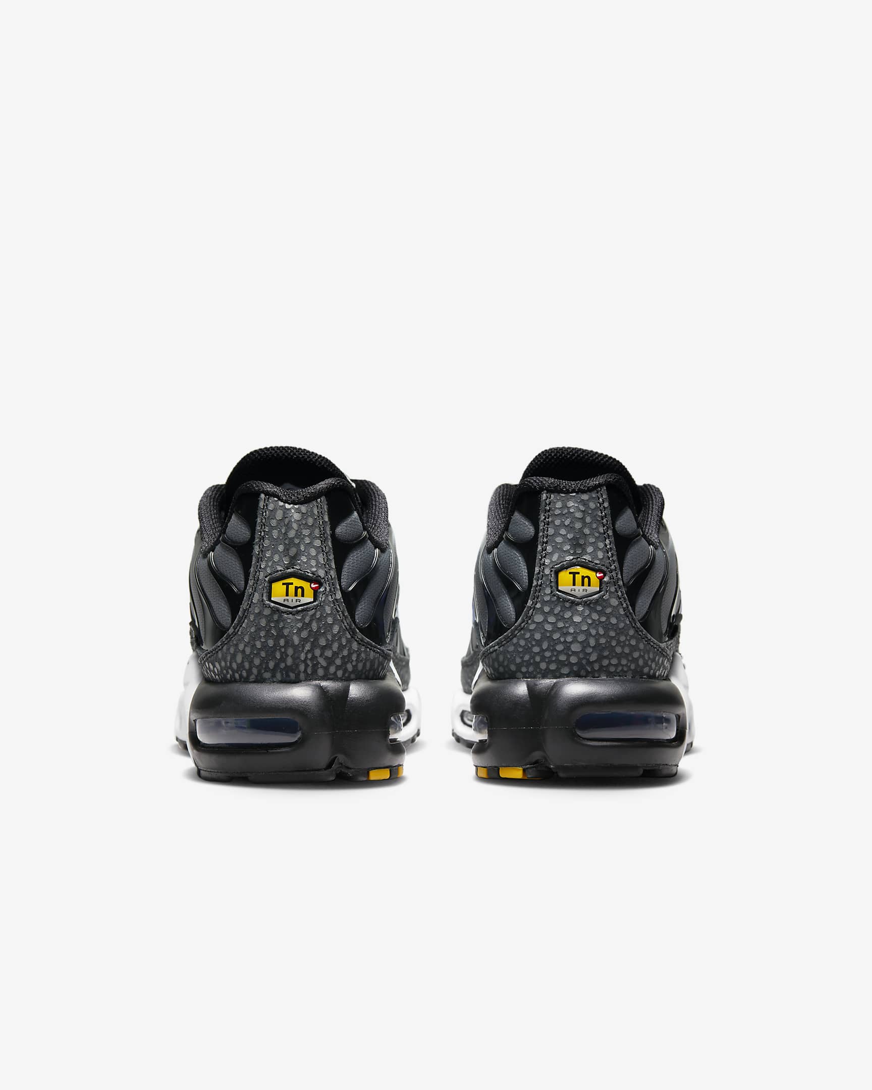 nike gray cleats