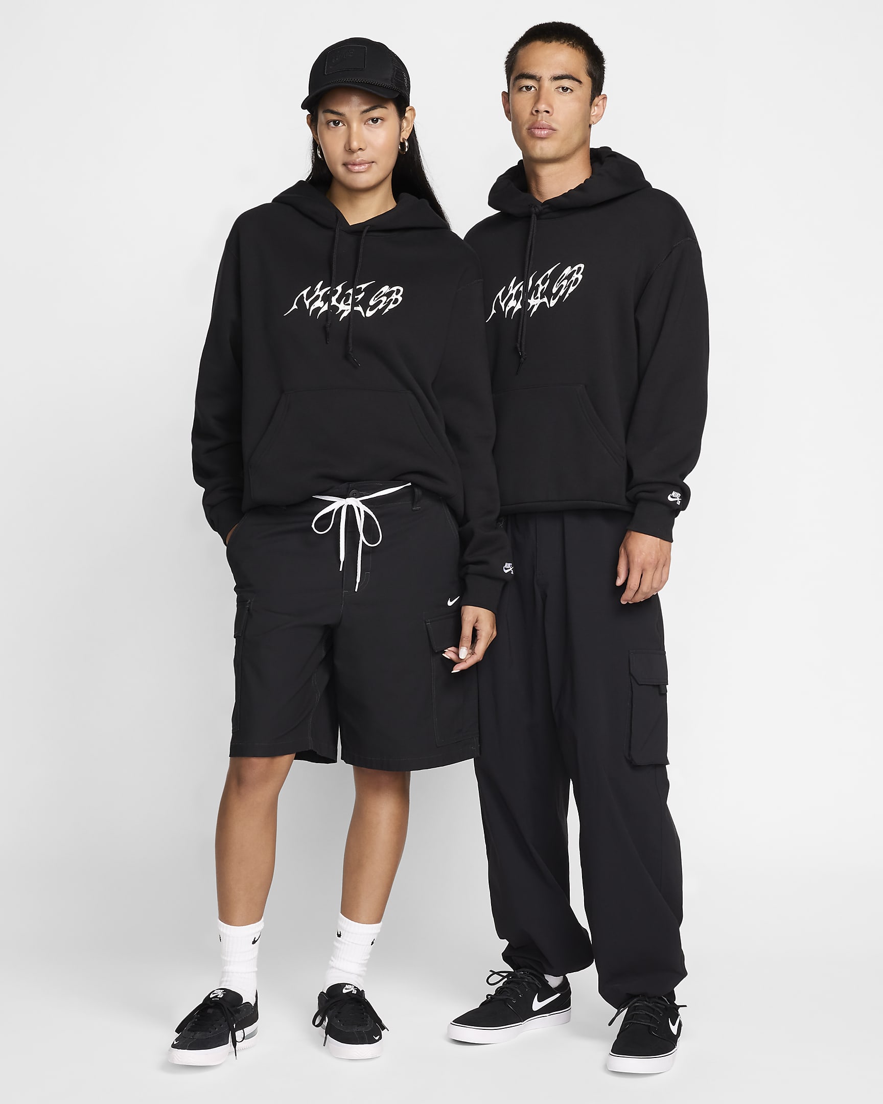 Nike SB Fleece Pullover Skate Hoodie - Black/White