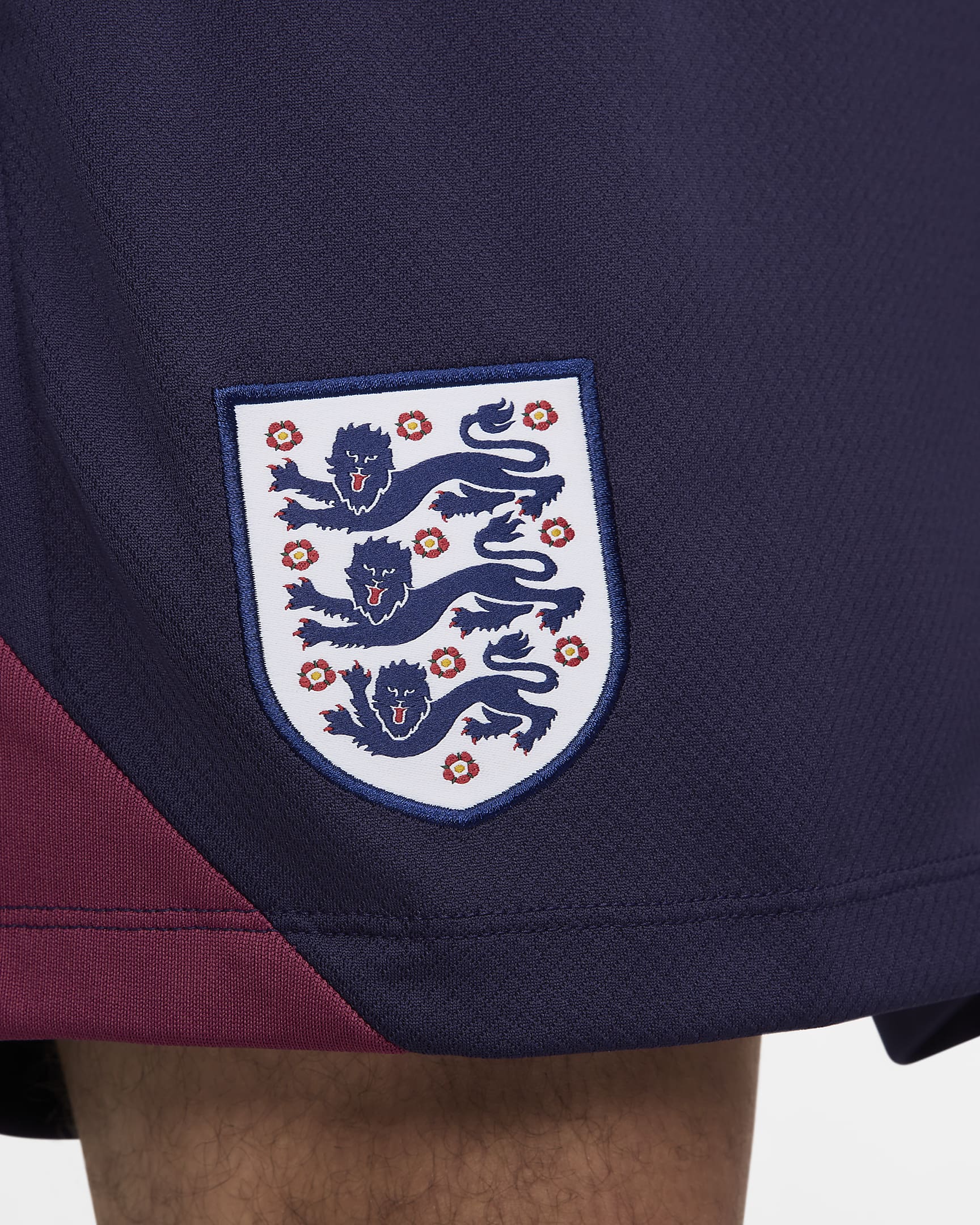 England Strike Nike Dri-FIT strikket fotballshorts til herre - Purple Ink/Rosewood/Hvit